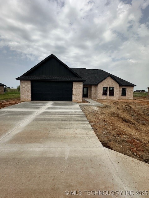 168 Crimson Lane Property Photo