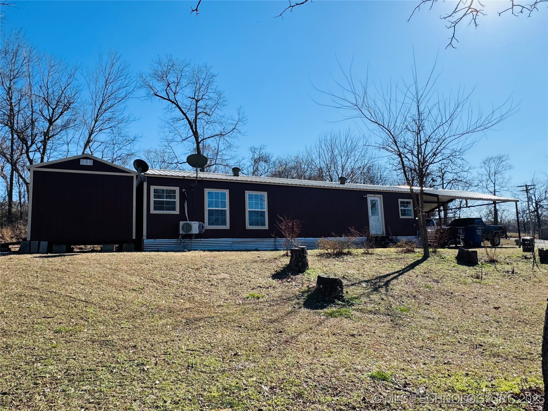 19825 E 440 Road Property Photo