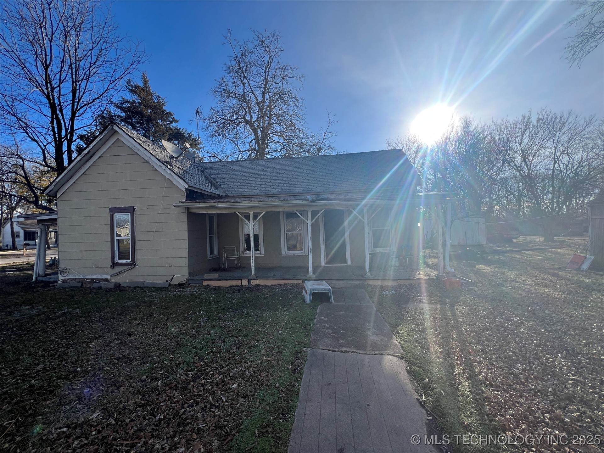 800 E Don Tyler Property Photo