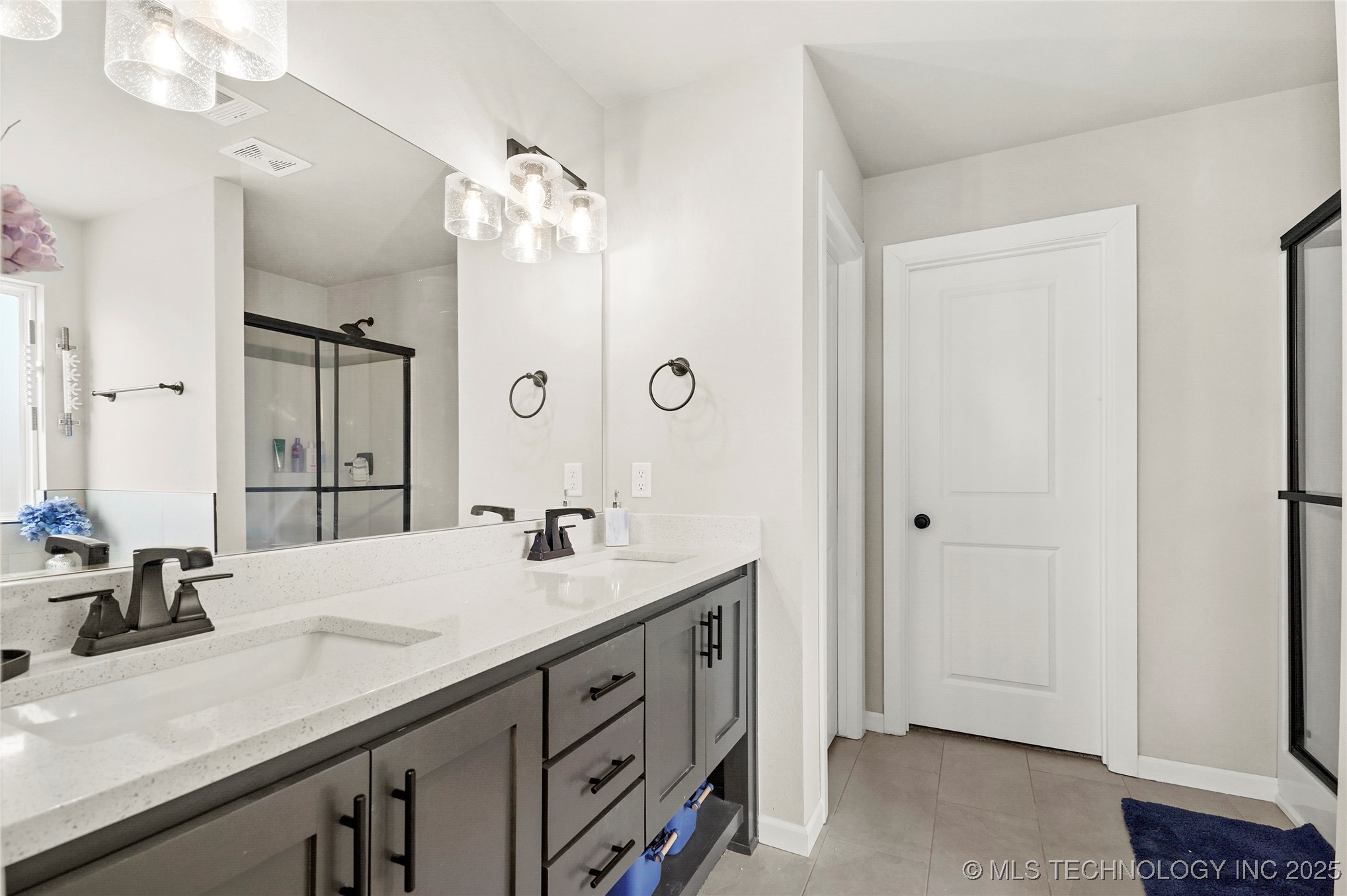 1314 E 150th Street Property Photo 20