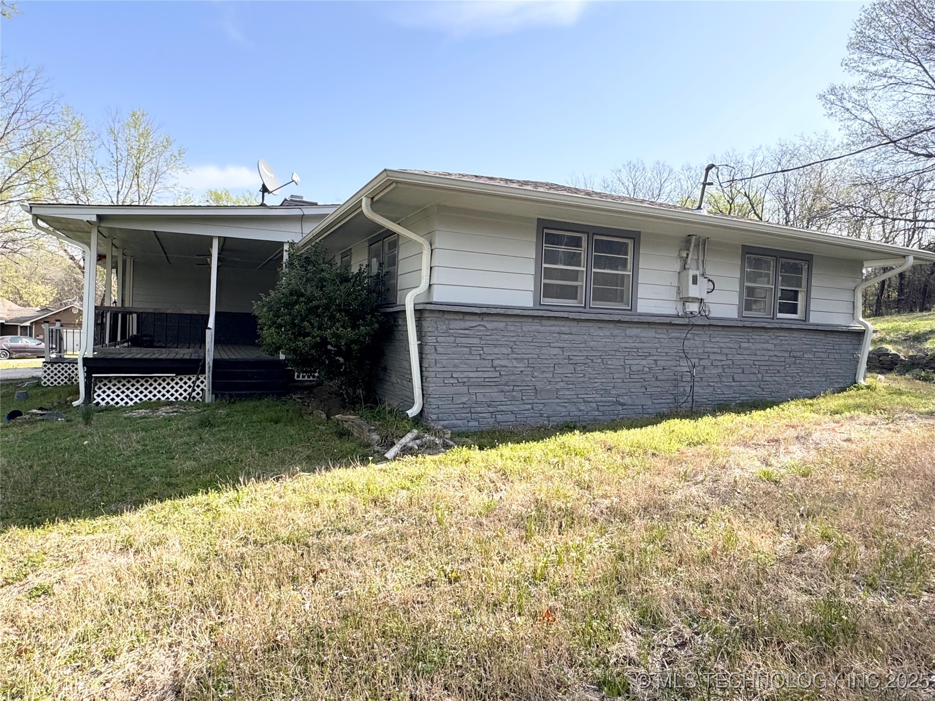 40682 N 3950 Road Property Photo 3