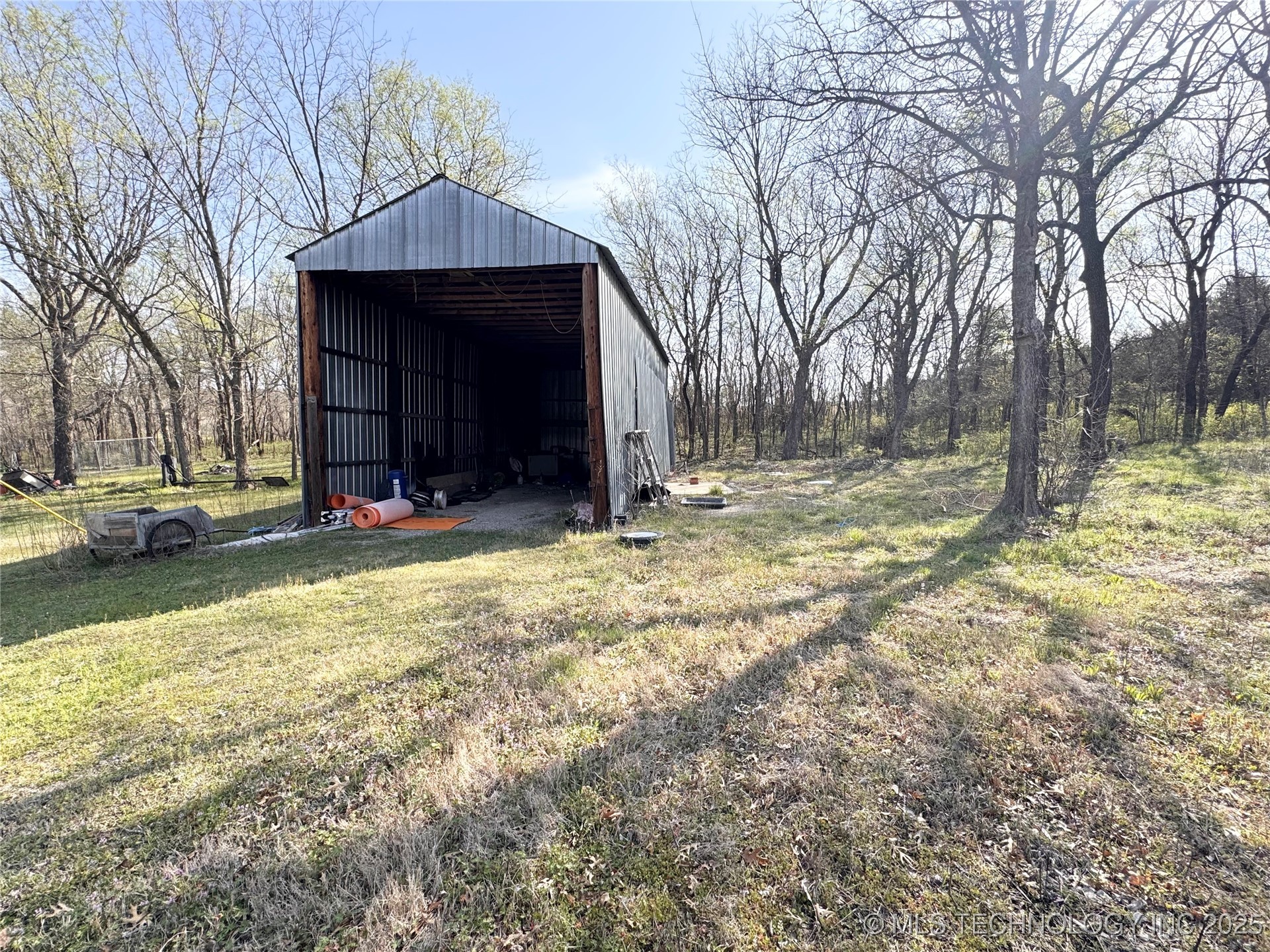 40682 N 3950 Road Property Photo 5