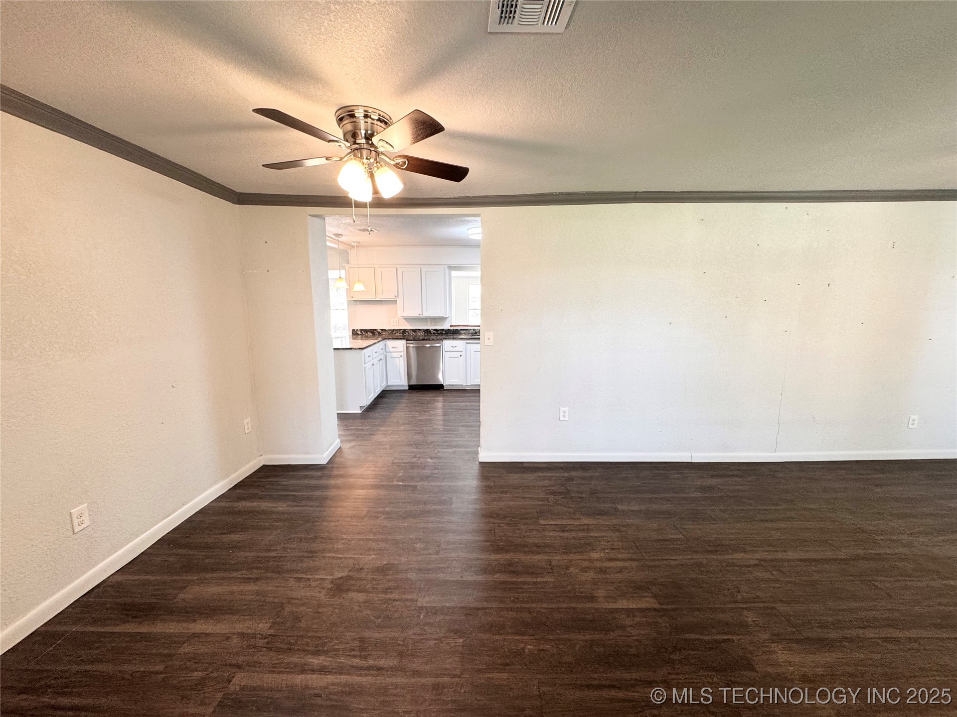 40682 N 3950 Road Property Photo 8