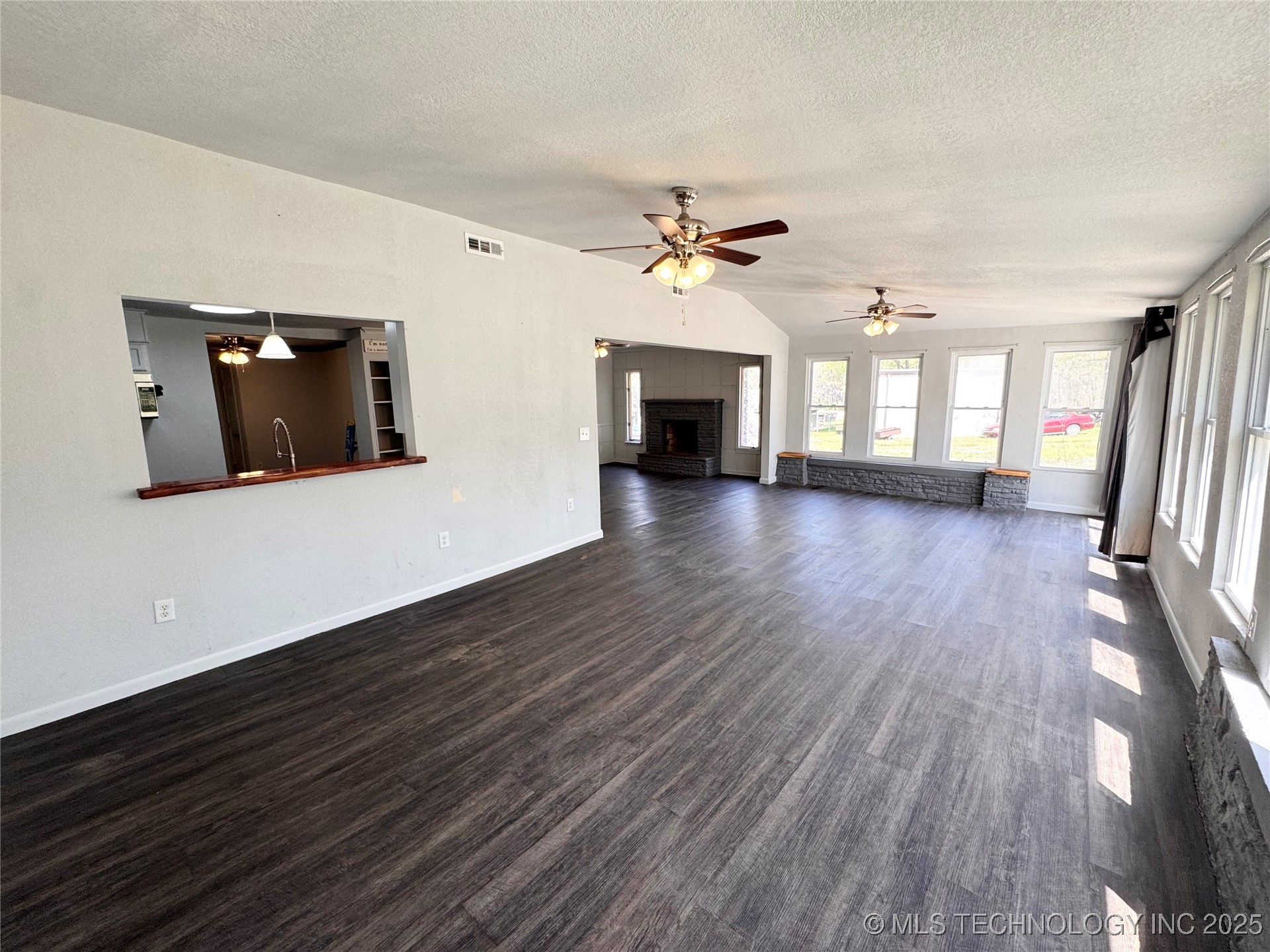 40682 N 3950 Road Property Photo 17