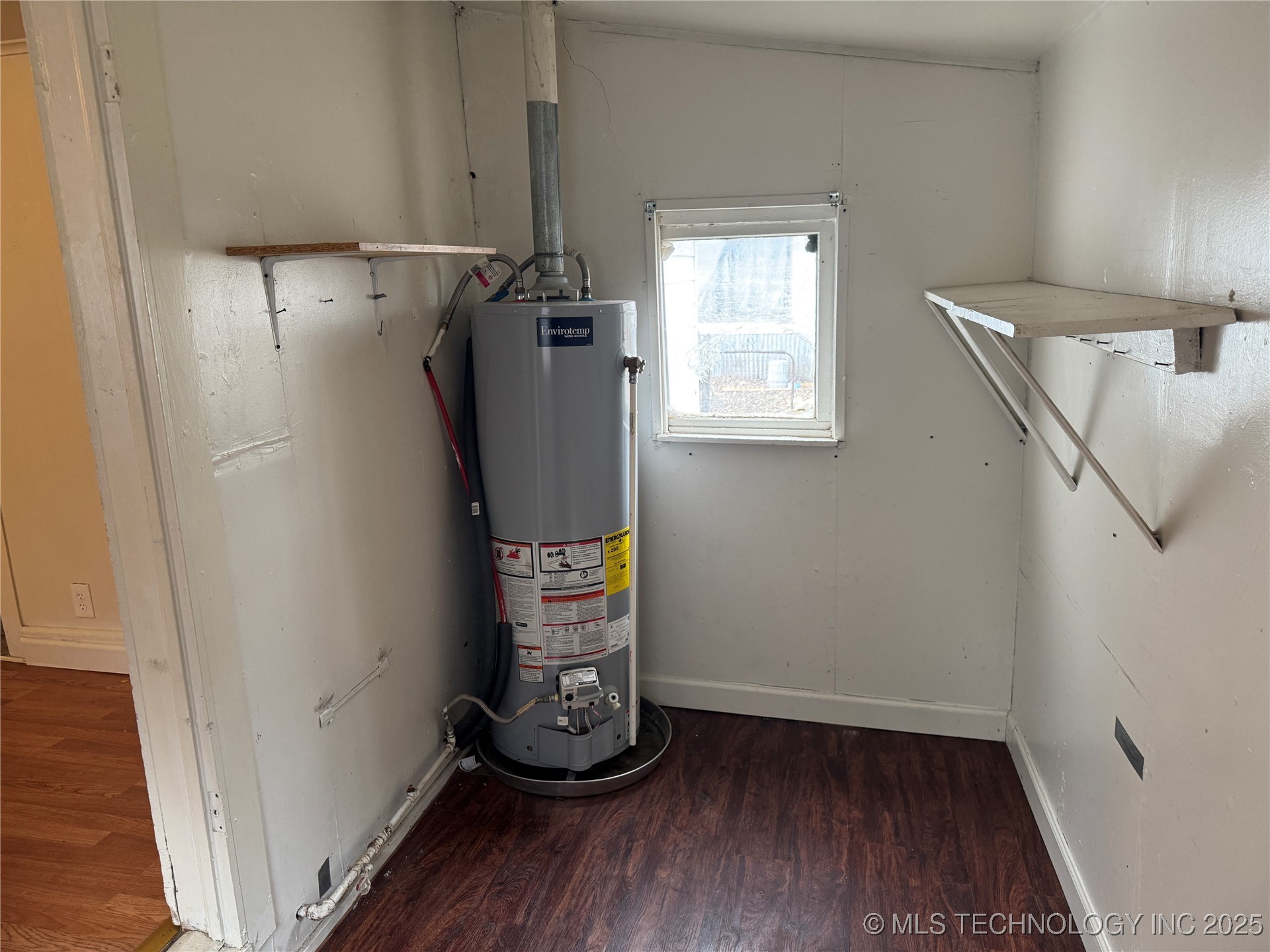 206 W Birch Avenue Property Photo 5