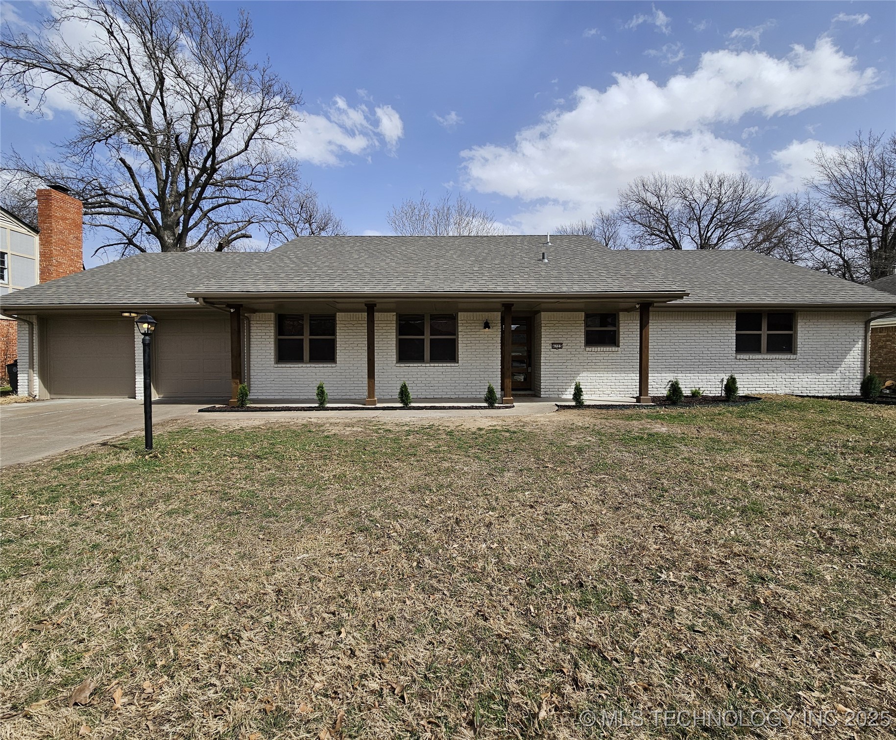 4723 S Hudson Place Property Photo