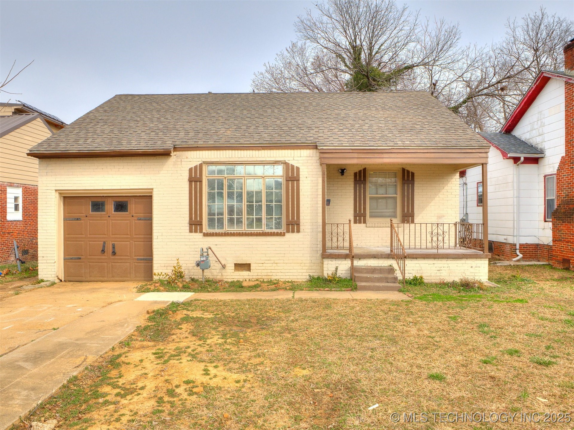 1843 N Denver Avenue Property Photo