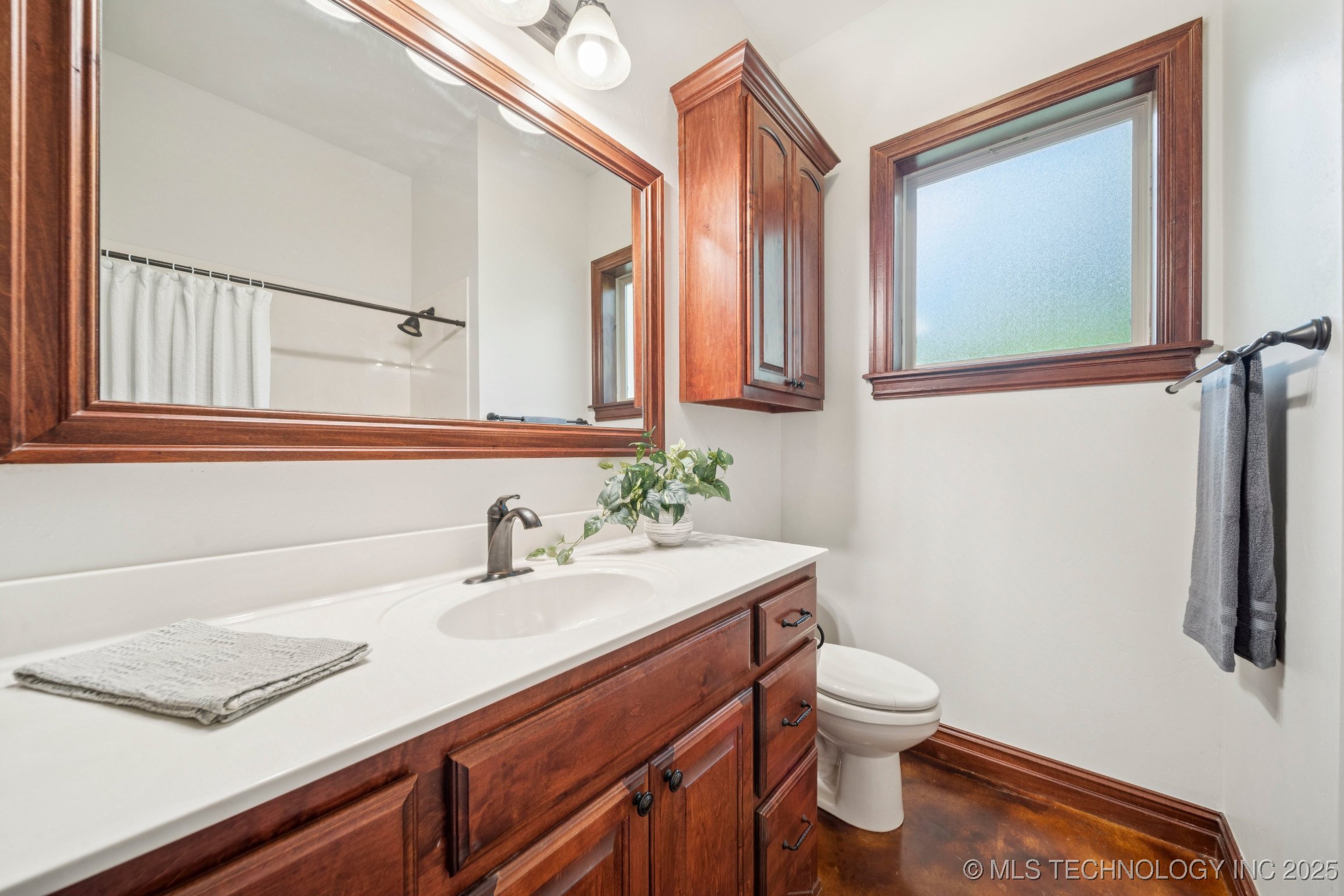 1721 E 136th Place S Property Photo 33