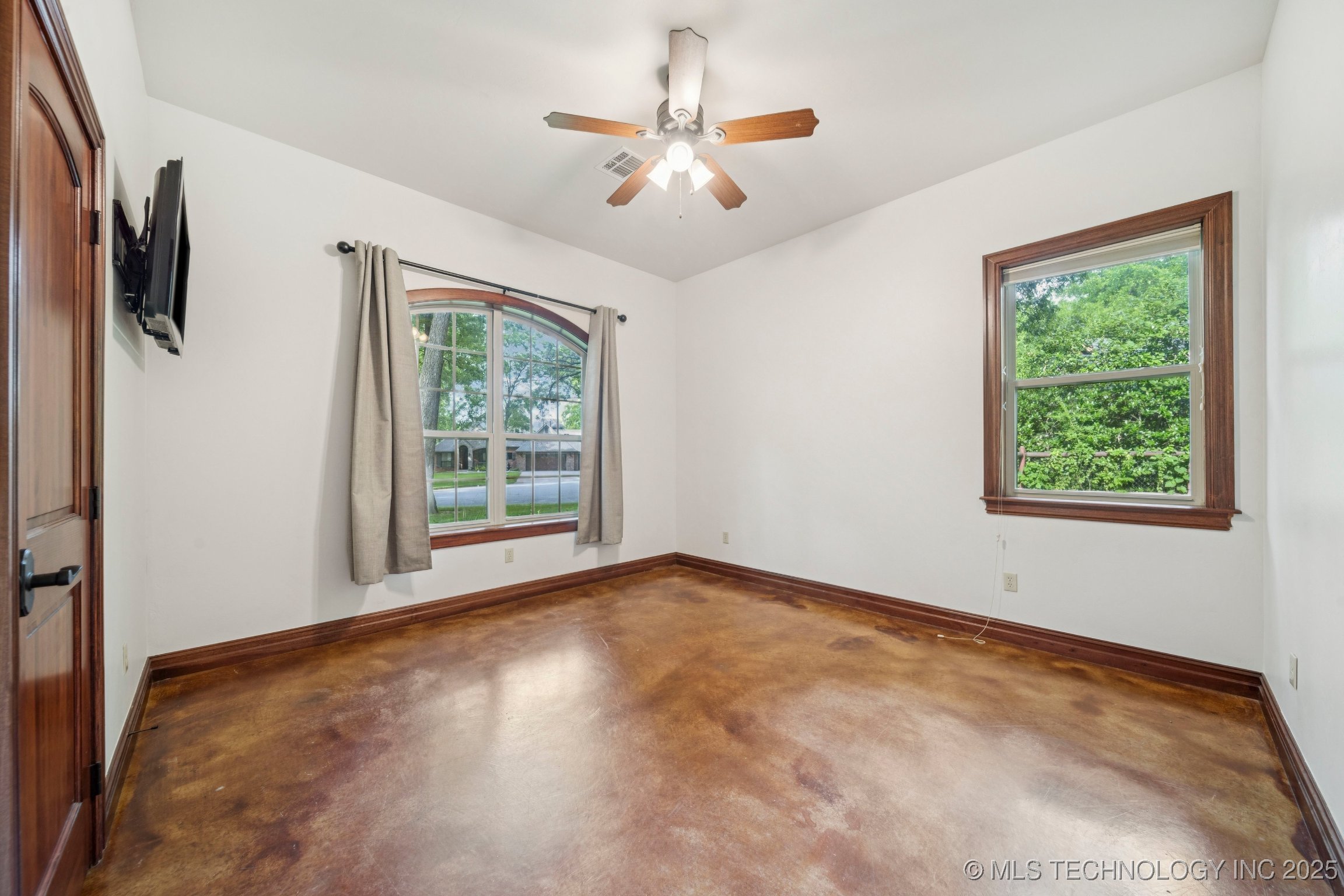 1721 E 136th Place S Property Photo 35