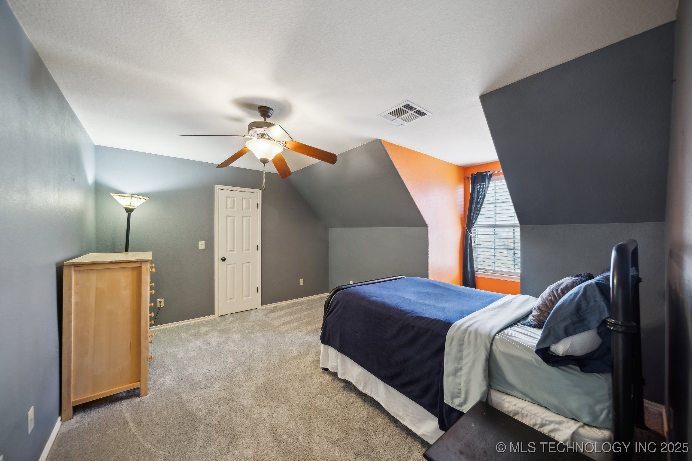 7744 S Guthrie Avenue Property Photo 42