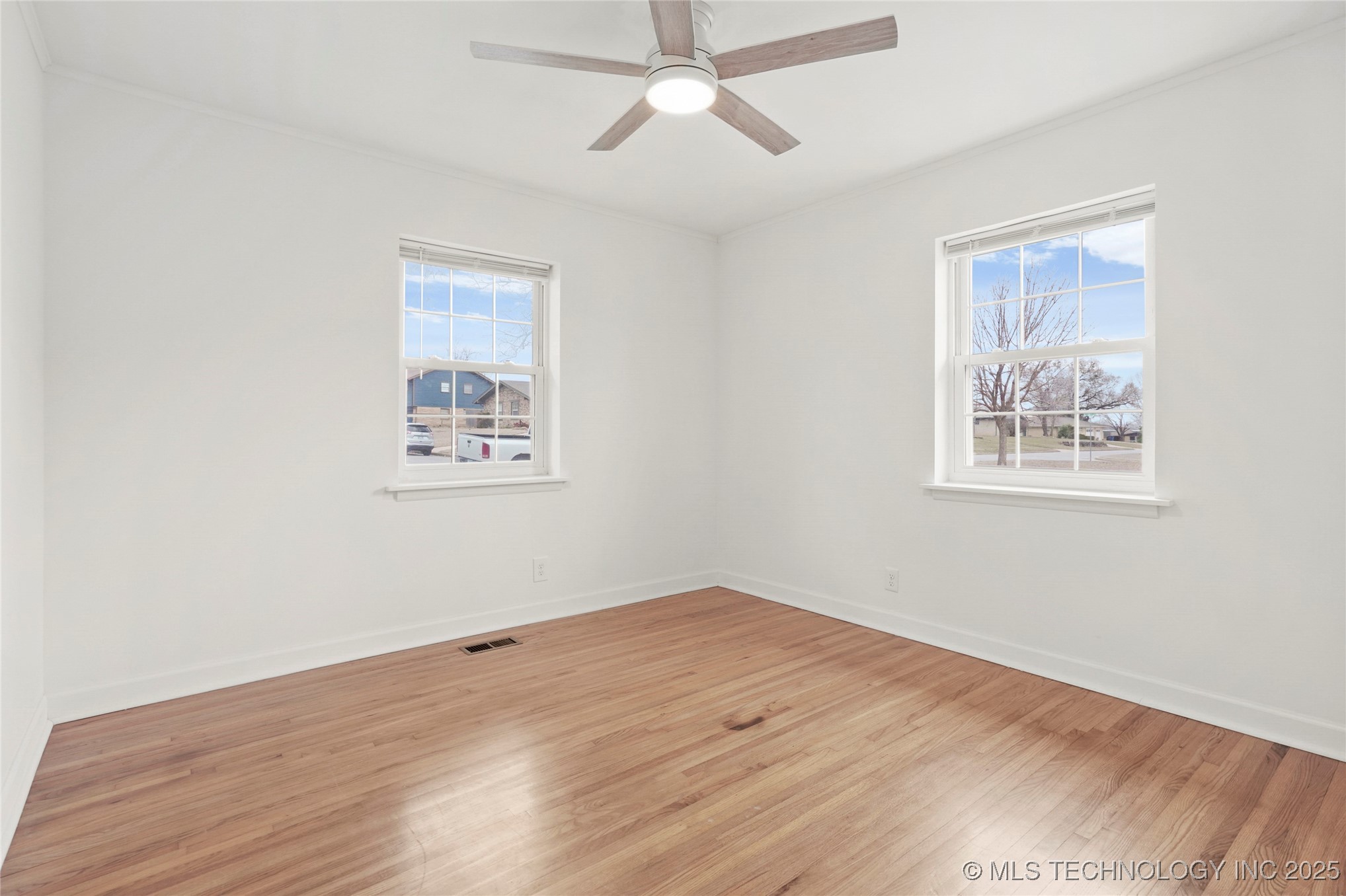 1905 S Fulton Avenue Property Photo 27