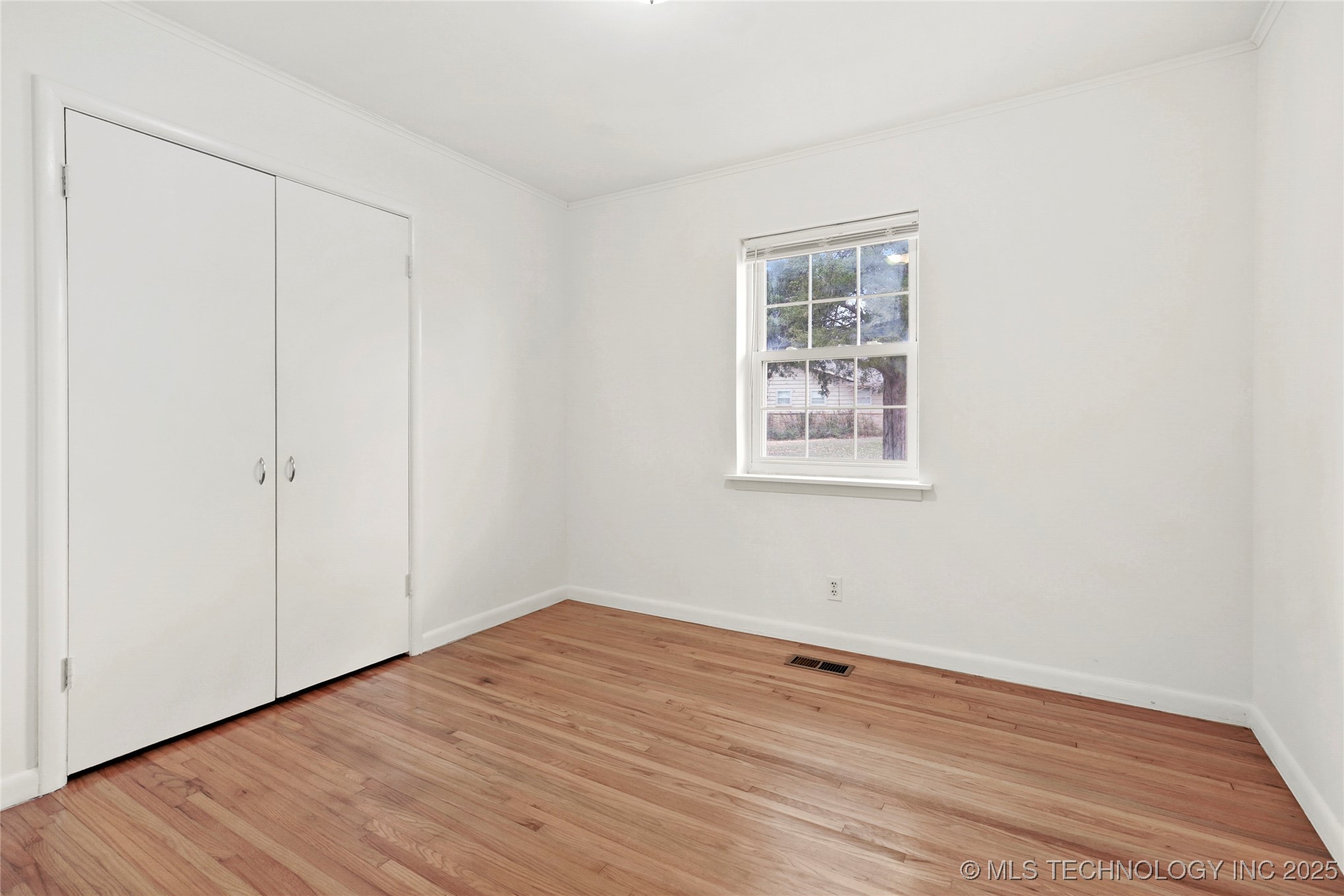 1905 S Fulton Avenue Property Photo 30