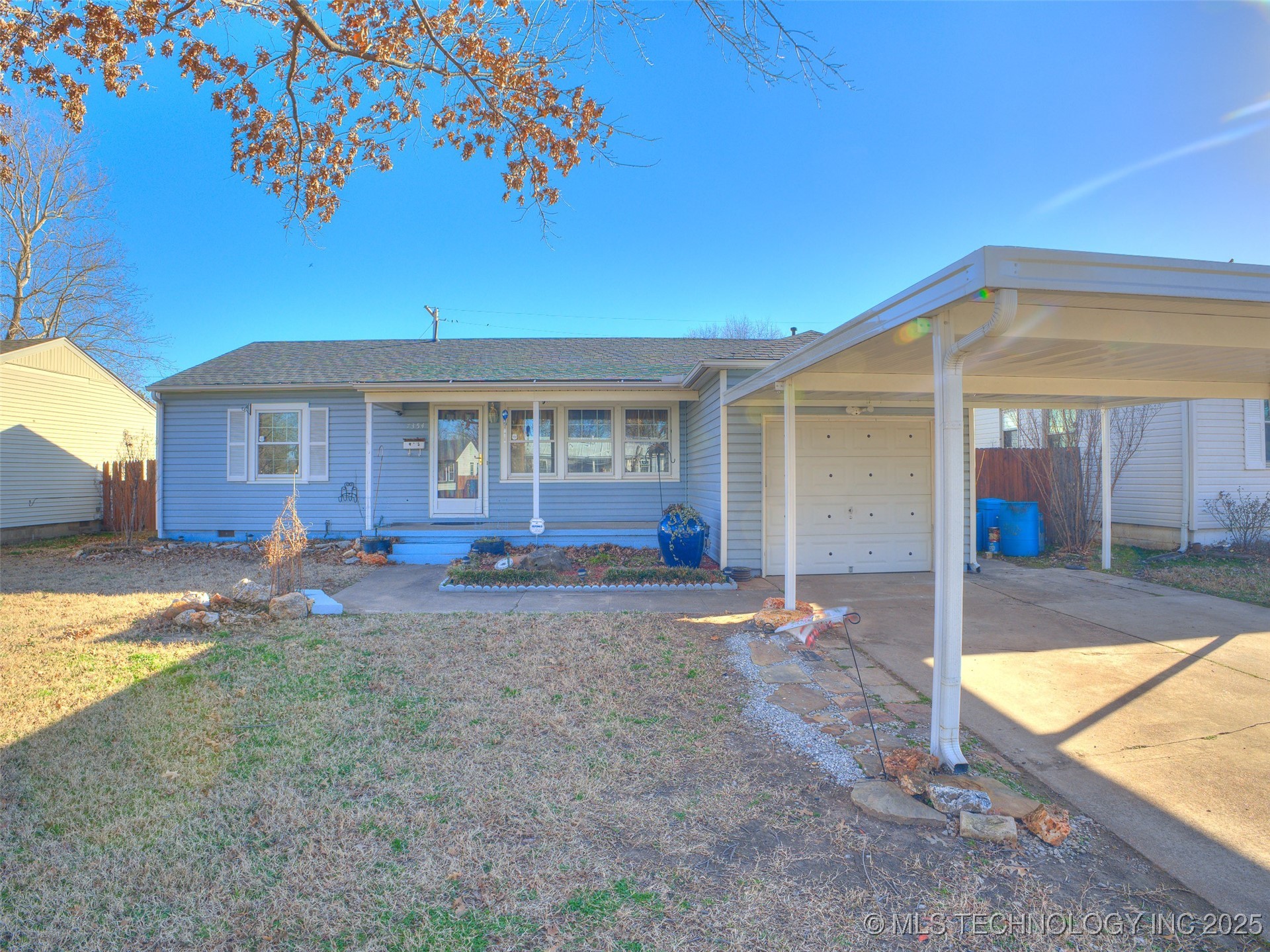 7354 E King Place Property Photo