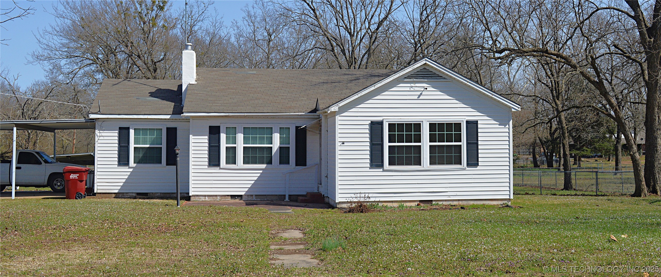 802 E Brown Street Property Photo