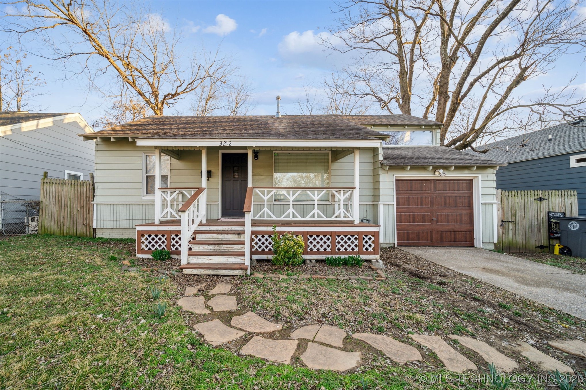 3212 E Easton Street Property Photo