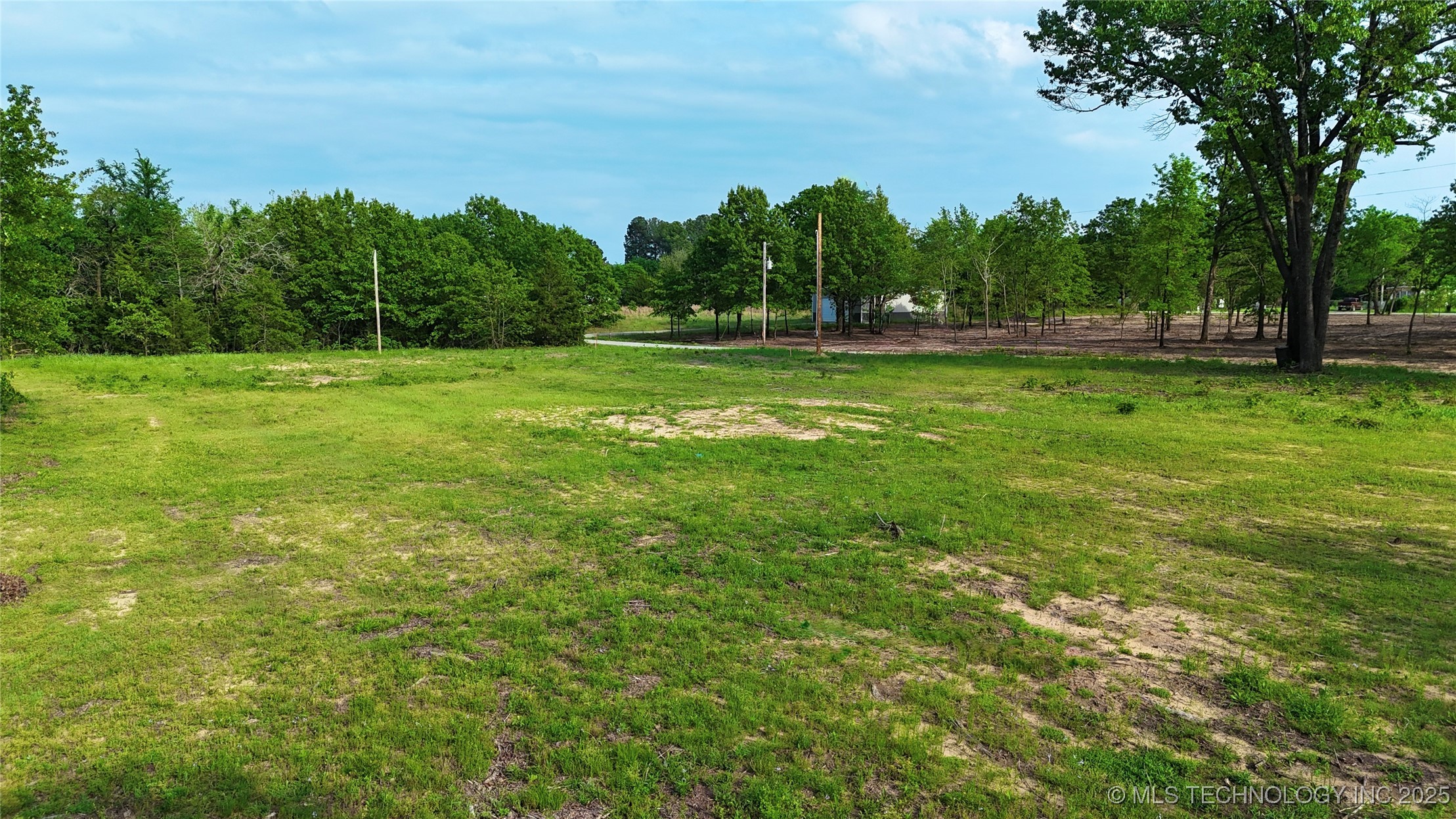 4 E 1167 Road Property Photo 2
