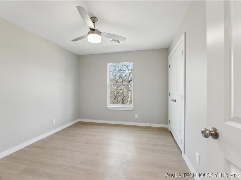 4613 S Linwood Drive Property Photo 16