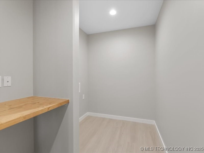 4613 S Linwood Drive Property Photo 23