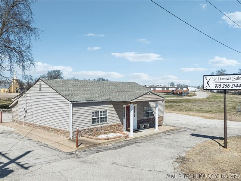 1830 N Highway 66 Route Property Photo 22
