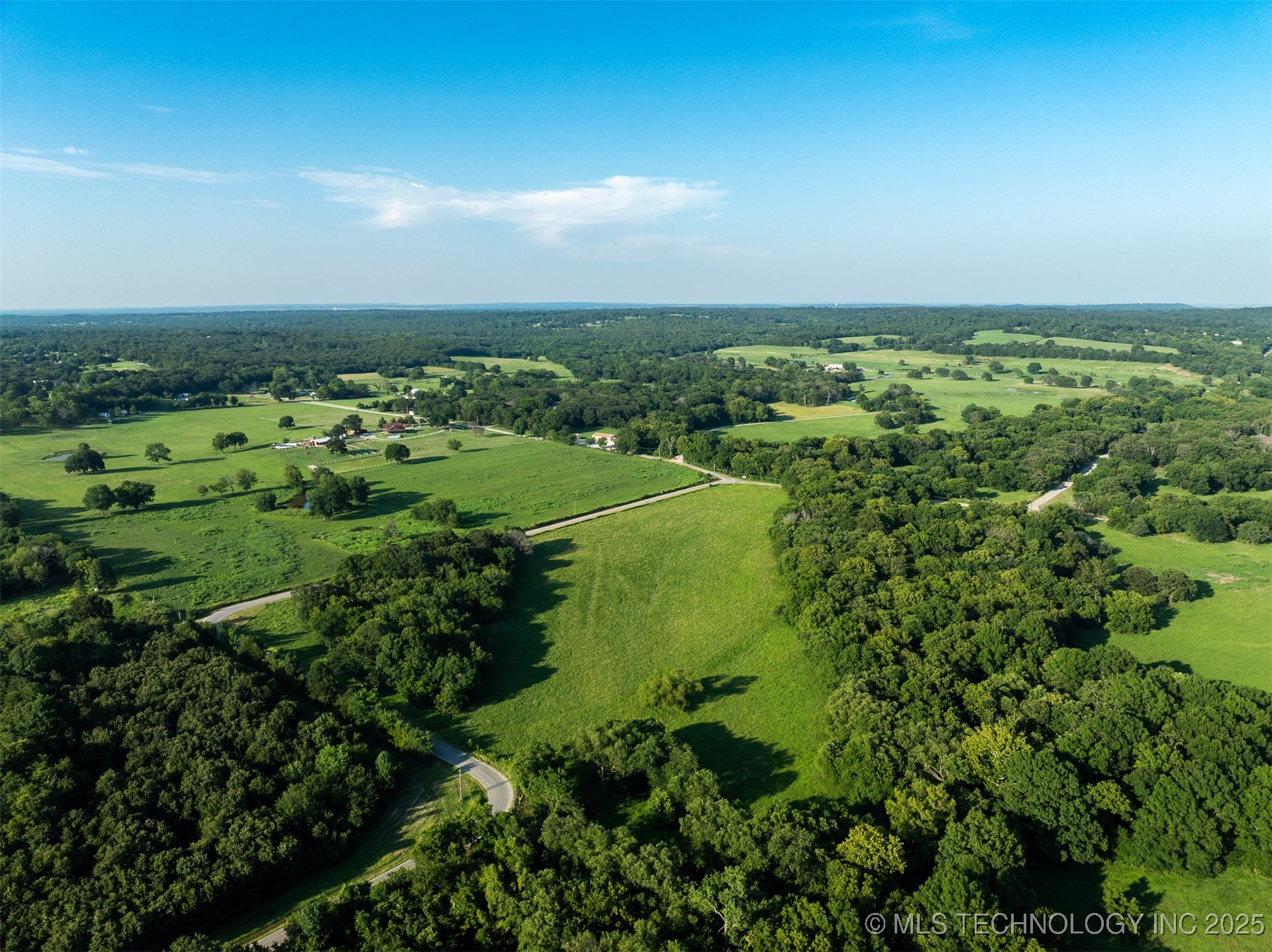 5 E 430 Road Property Photo 4