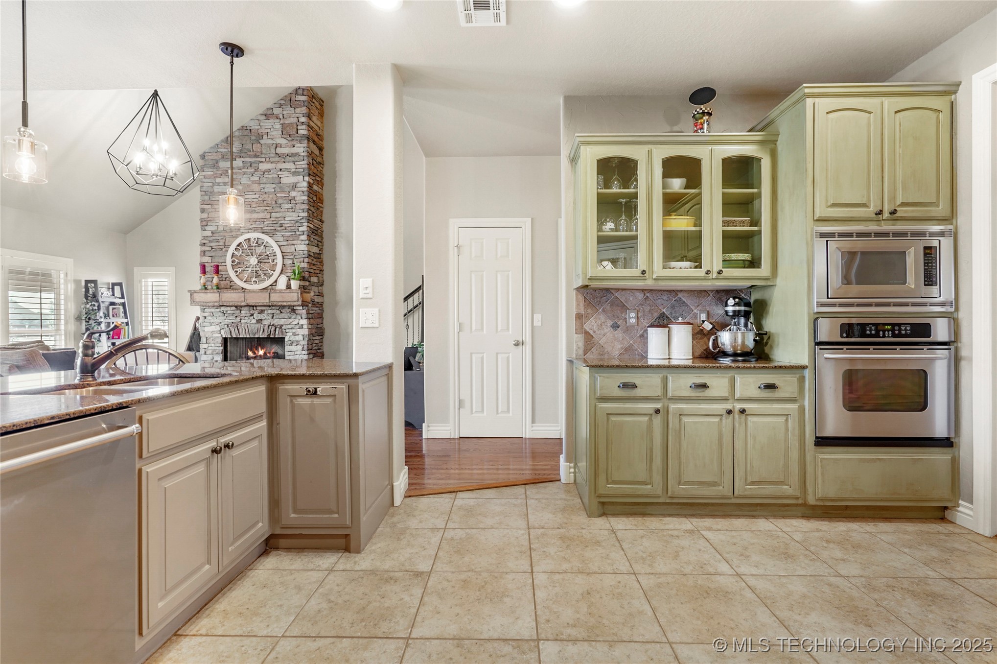1801 W Trenton Street Property Photo 14