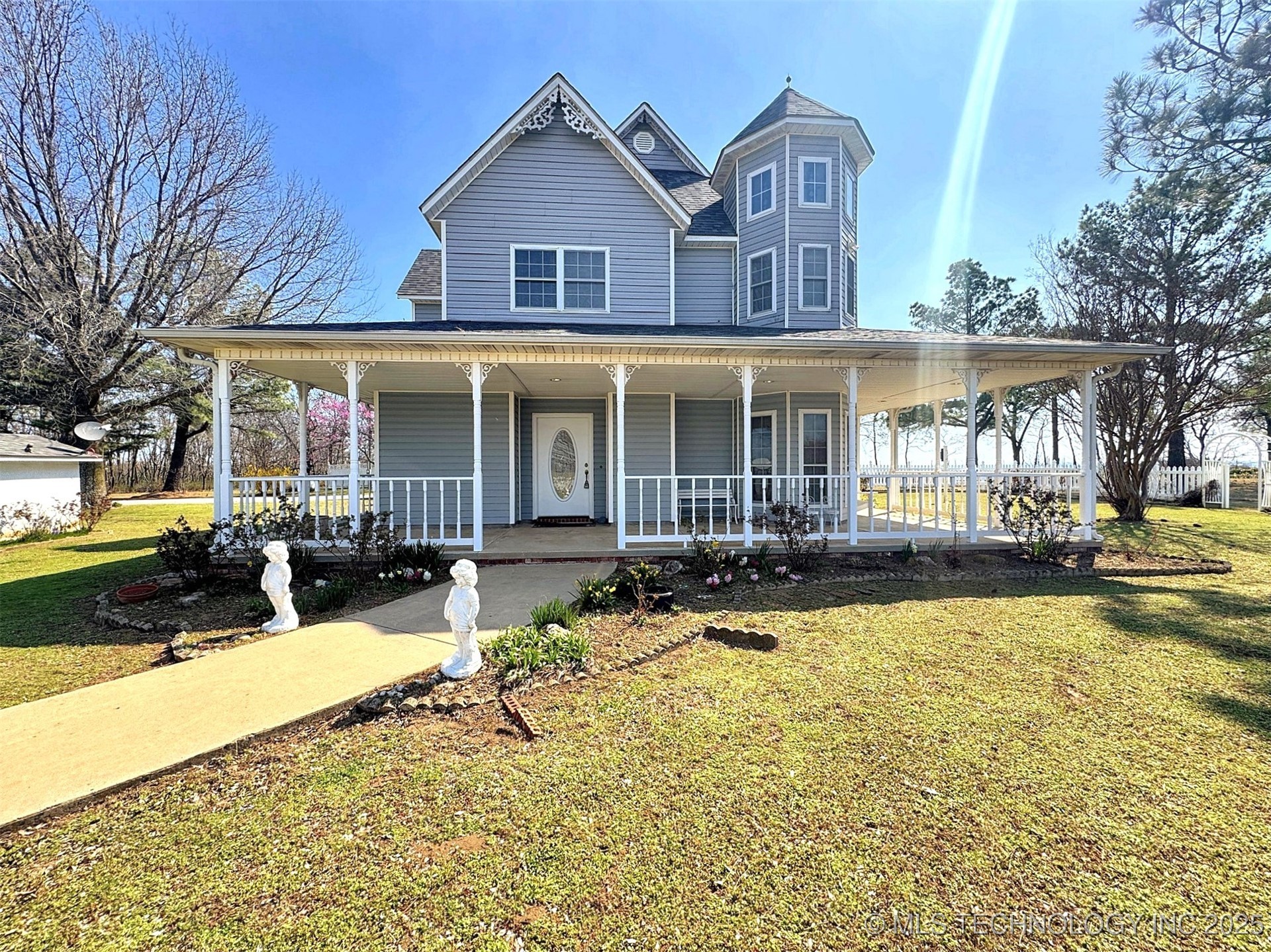 6332 N 530 Road Property Photo