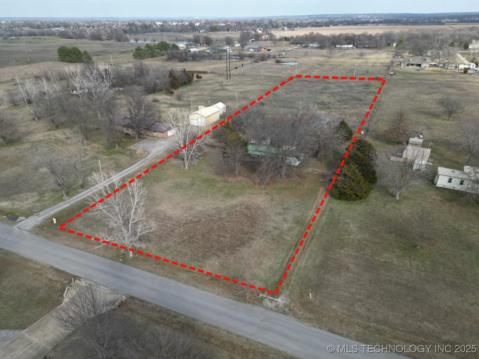 12833 N 139th East Avenue Property Photo