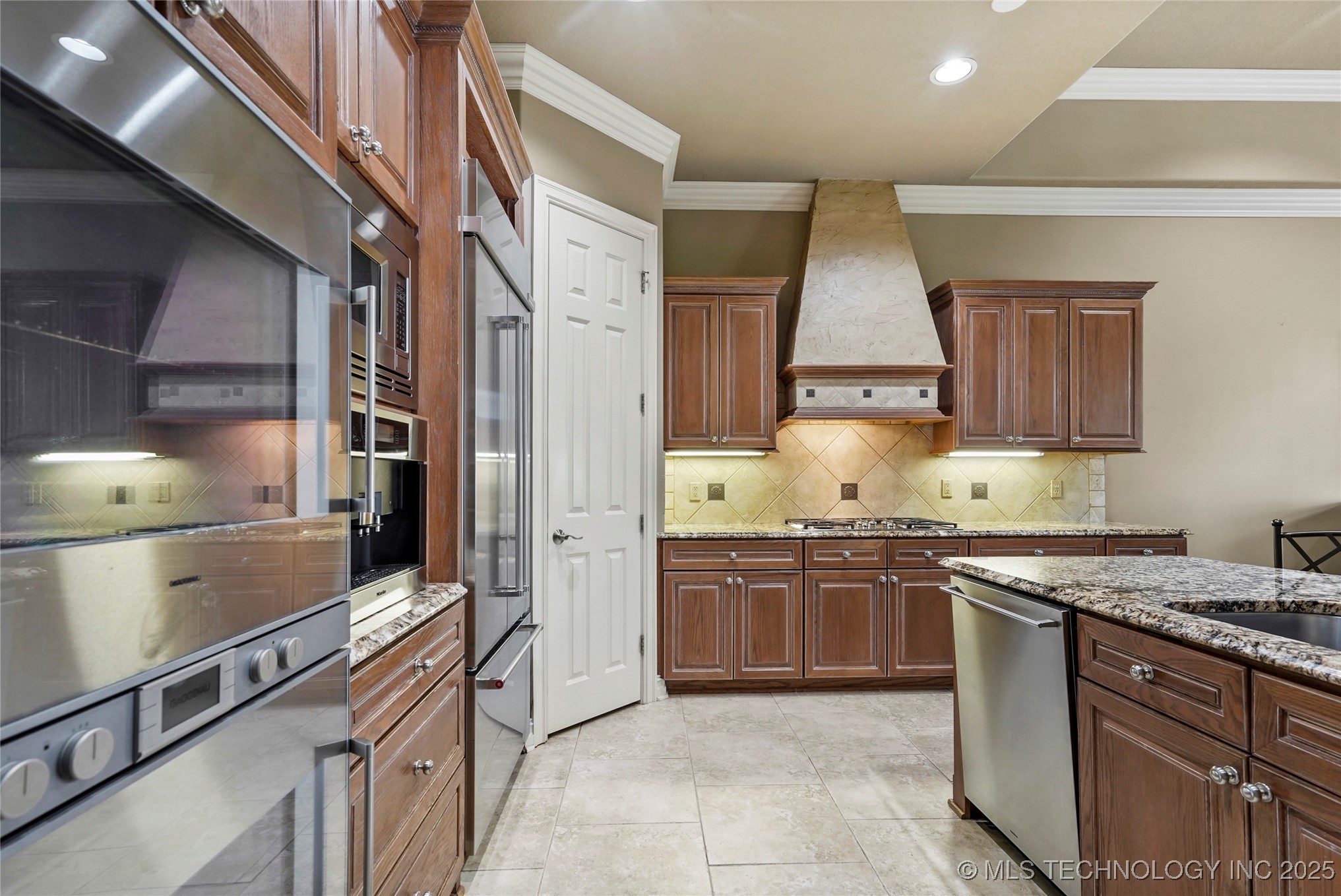 5816 W Orlando Circle Property Photo 18