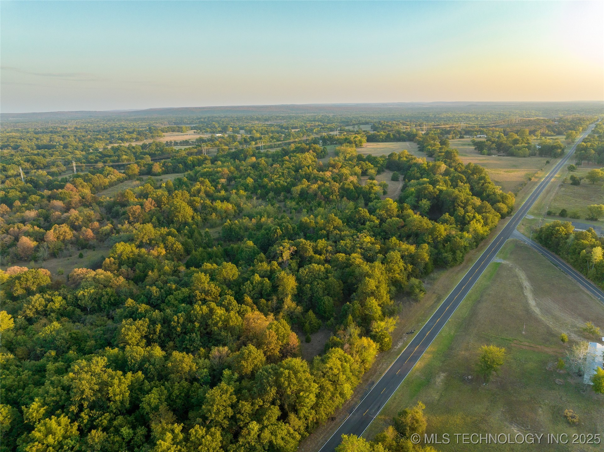 9 Hwy 266 Property Photo