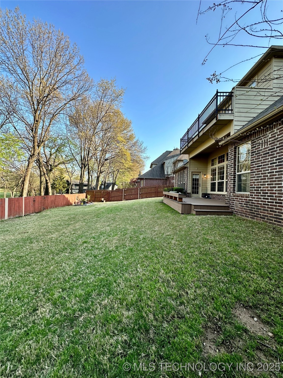 10213 S 88th East Avenue Property Photo 46