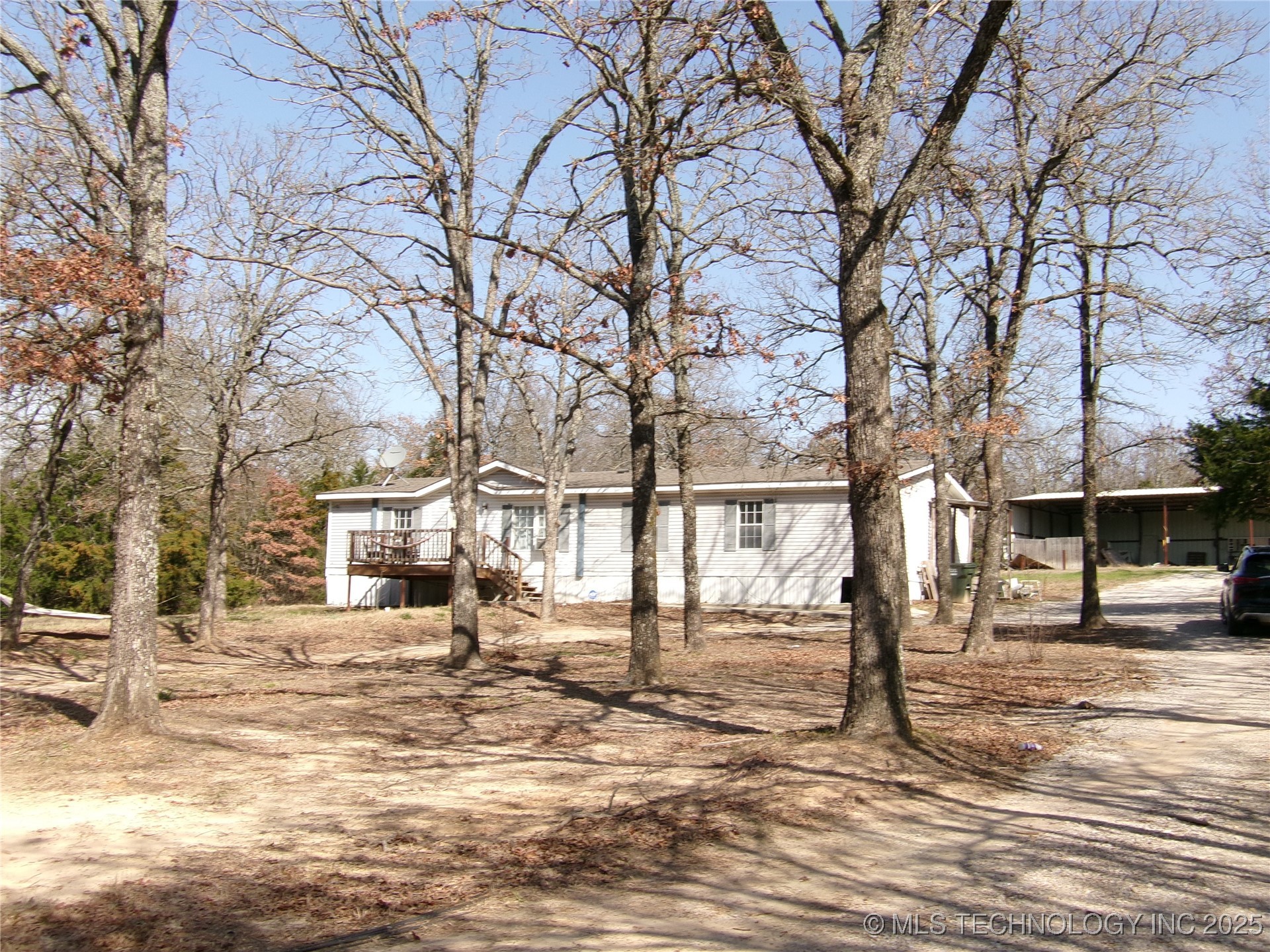 702 East Property Photo