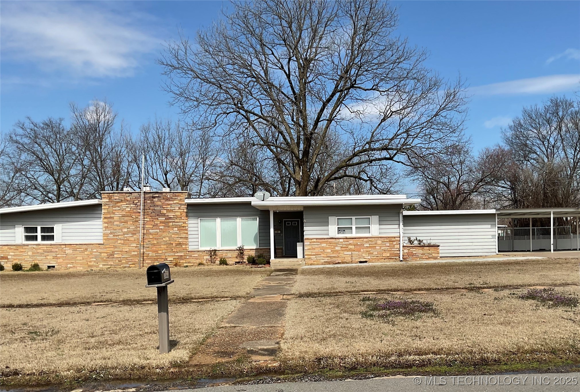 1303 Lehigh Avenue Property Photo 1