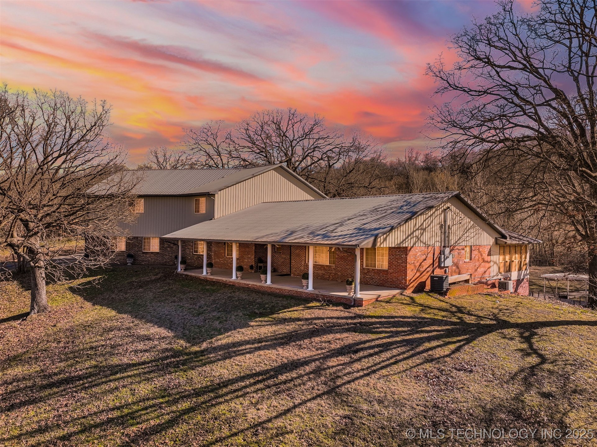 19102 E Pine Street Property Photo