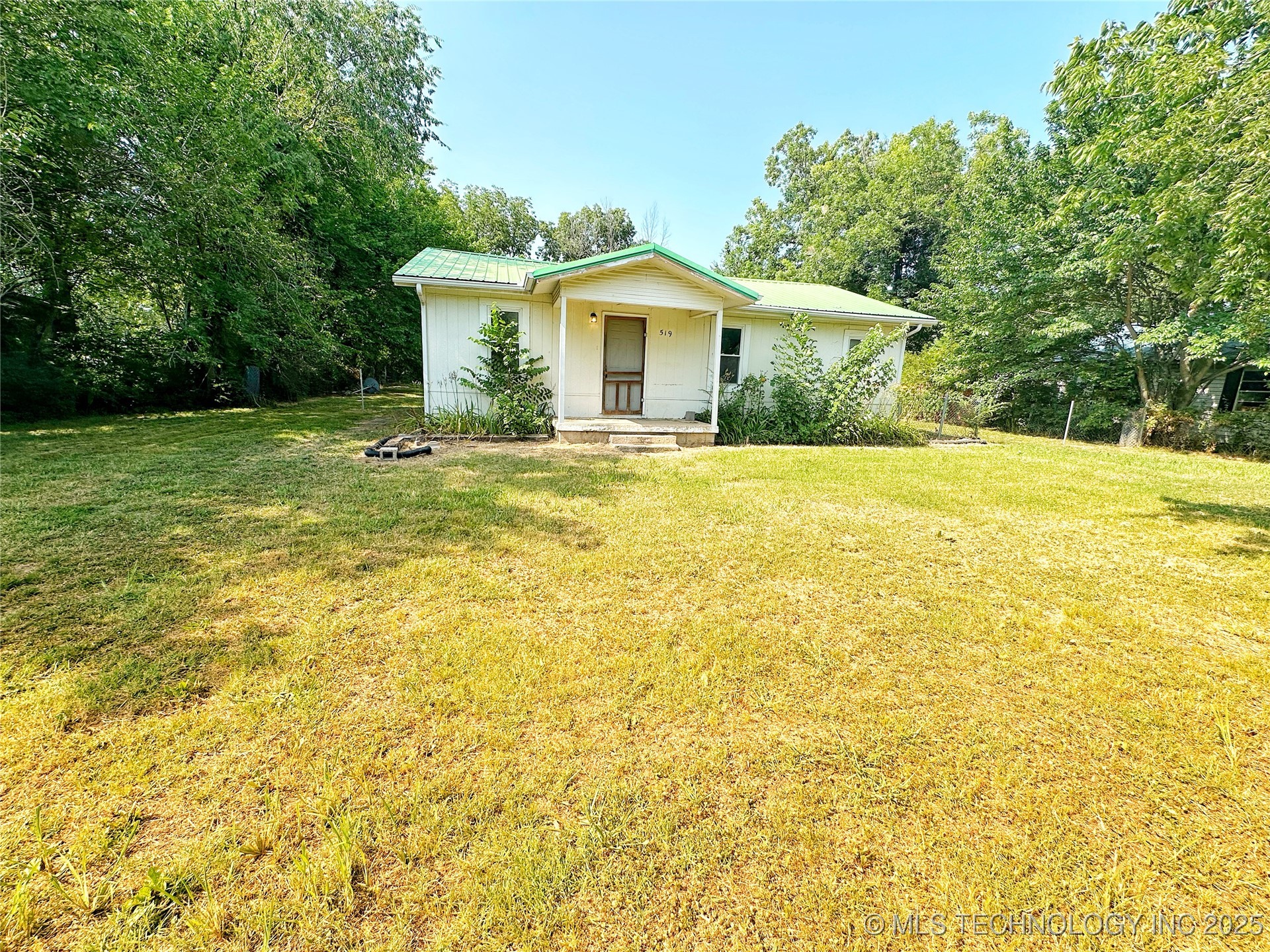 519 E Tiger Street Property Photo