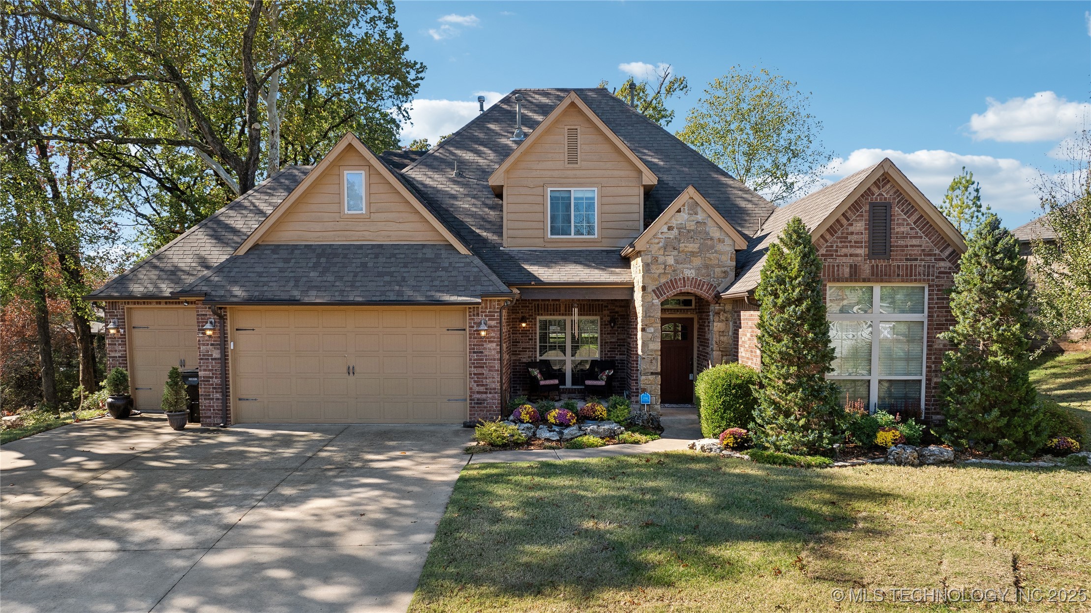 1617 E Little Rock Street Property Photo