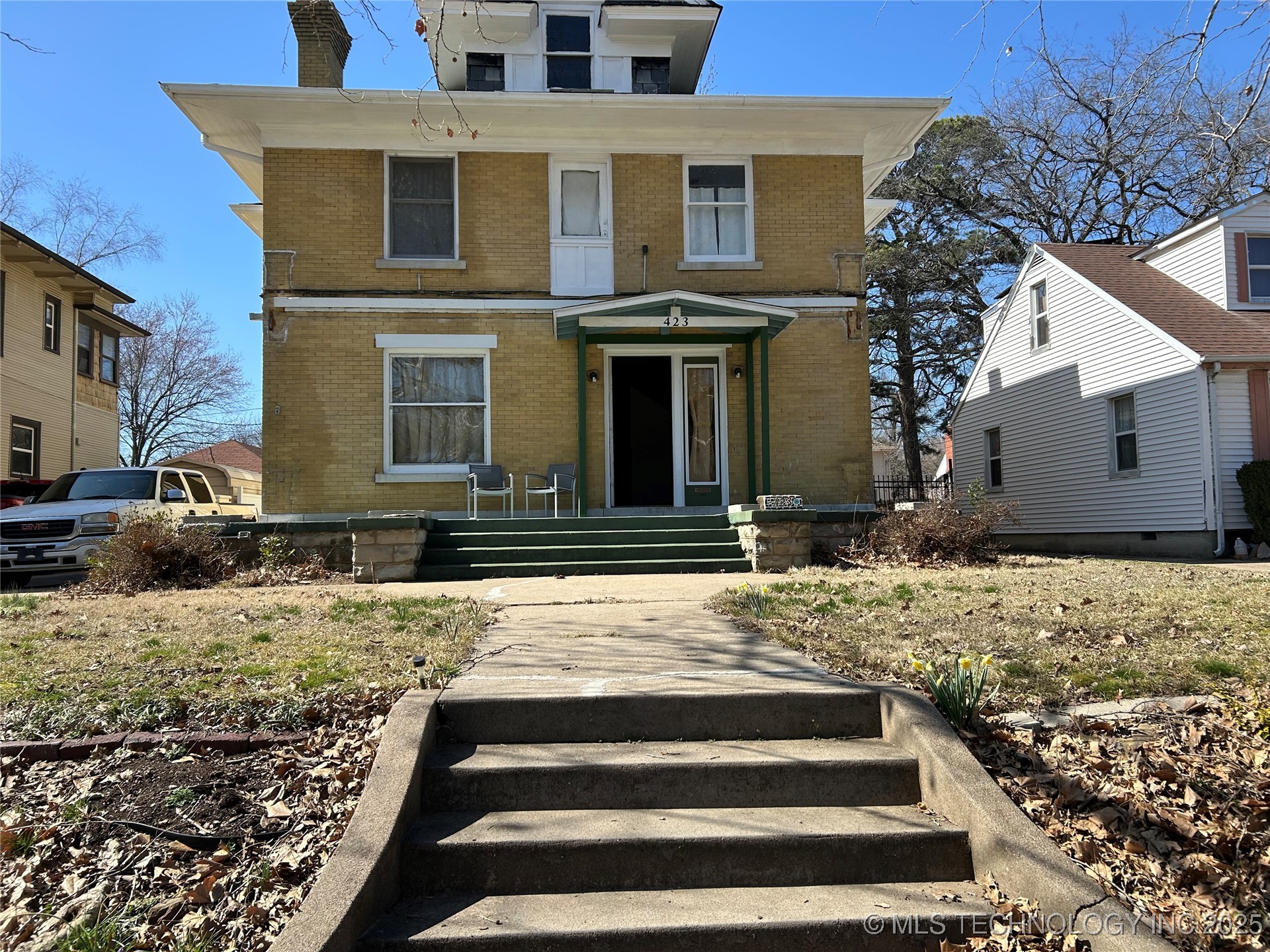 423 Kendall Boulevard Property Photo