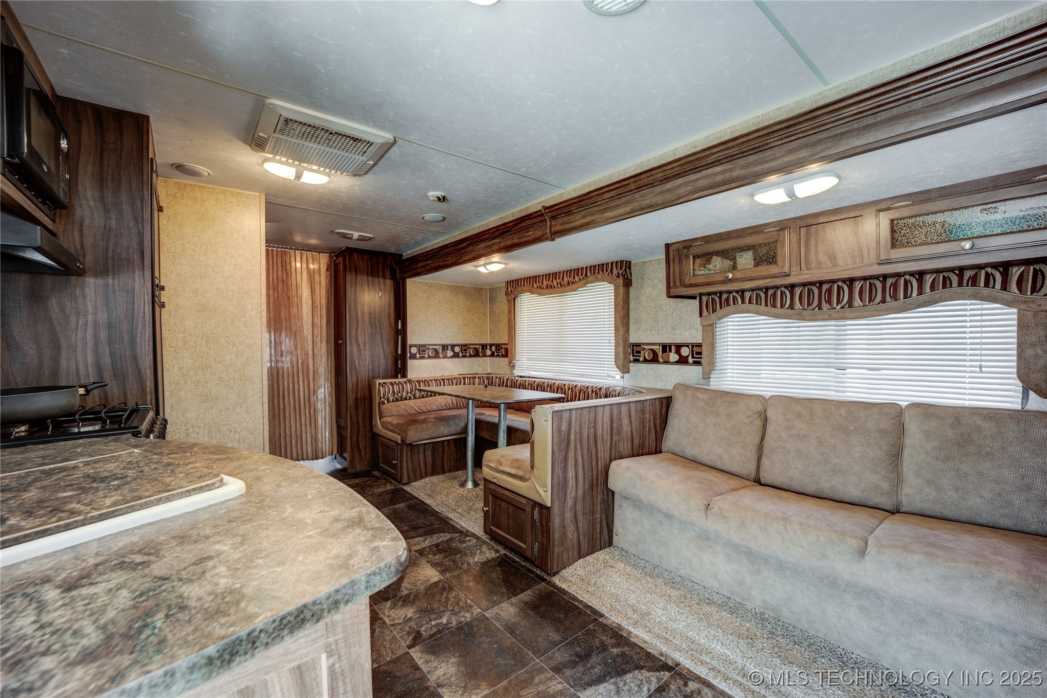 15247 W Phillips Property Photo 18