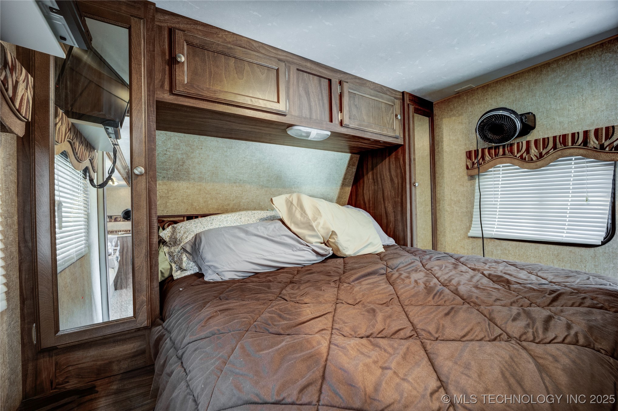 15247 W Phillips Property Photo 23