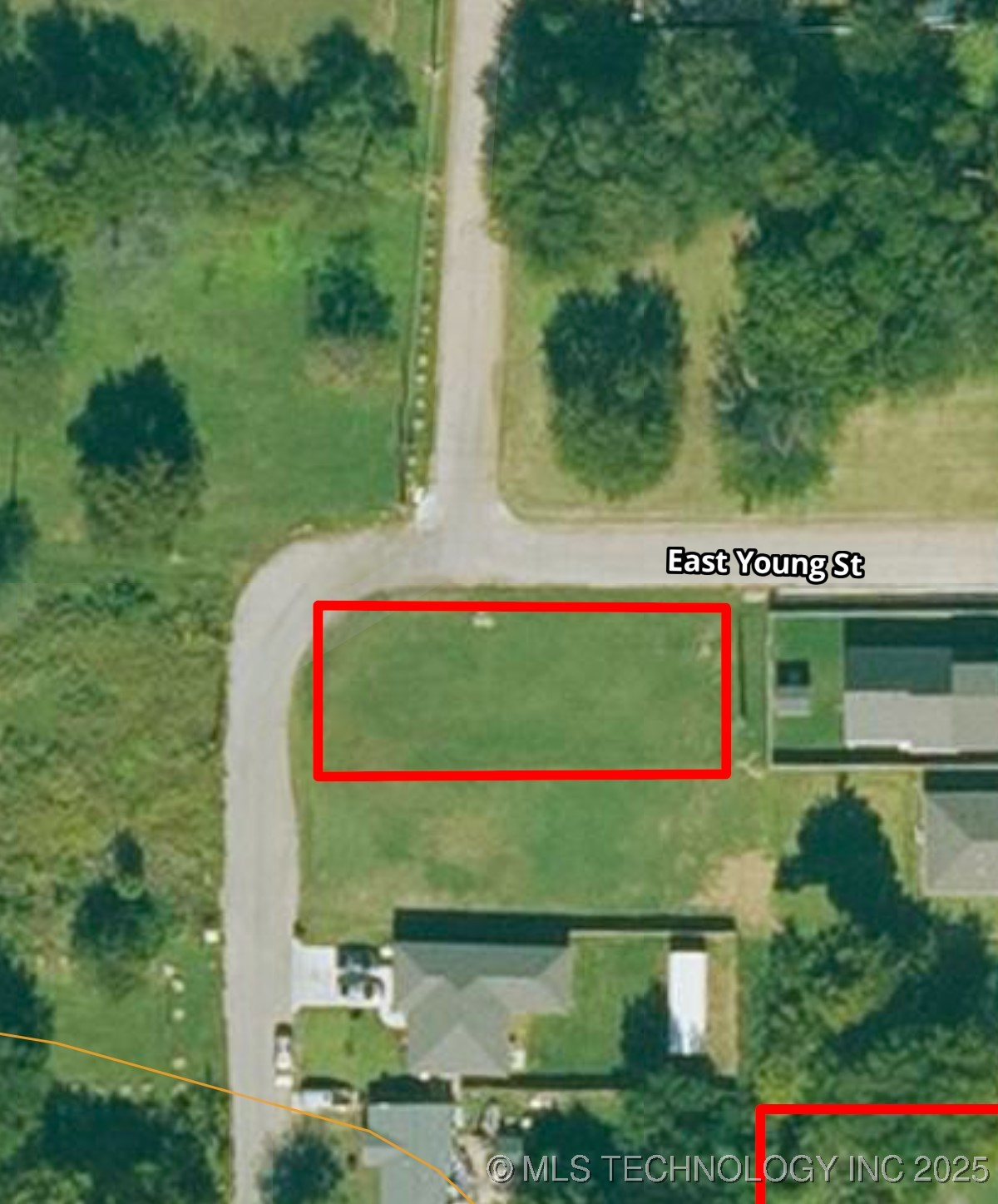 2249 N Lansing Avenue Property Photo 1