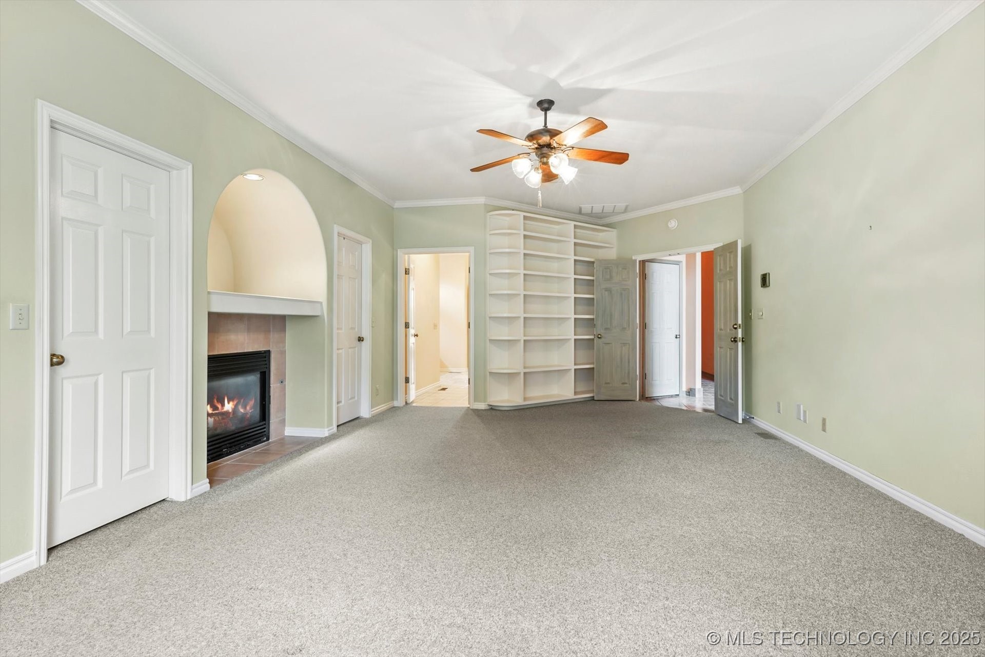11227 S Vandalia Avenue Property Photo 9