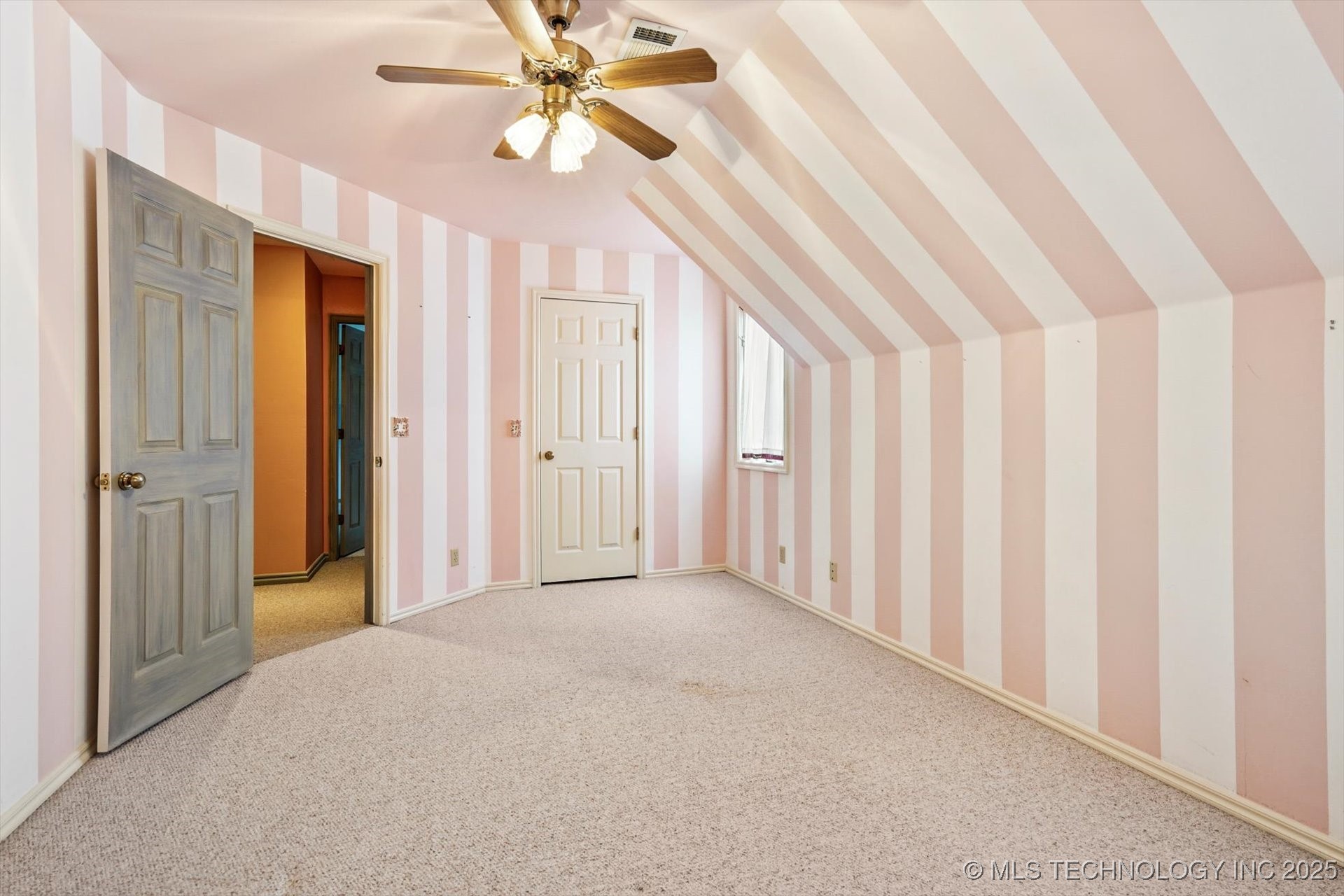 11227 S Vandalia Avenue Property Photo 37