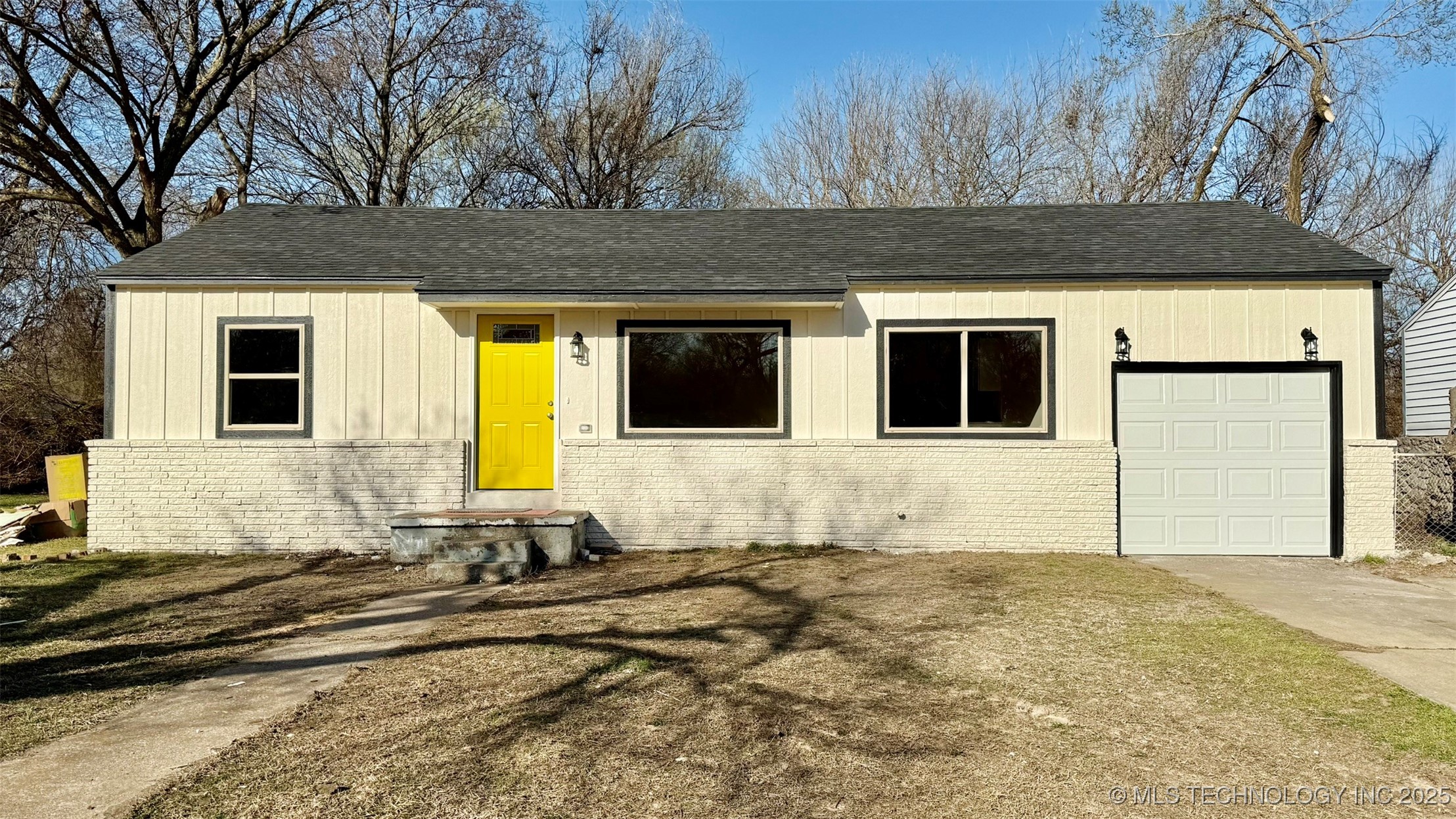 4328 N Hartford Avenue Property Photo