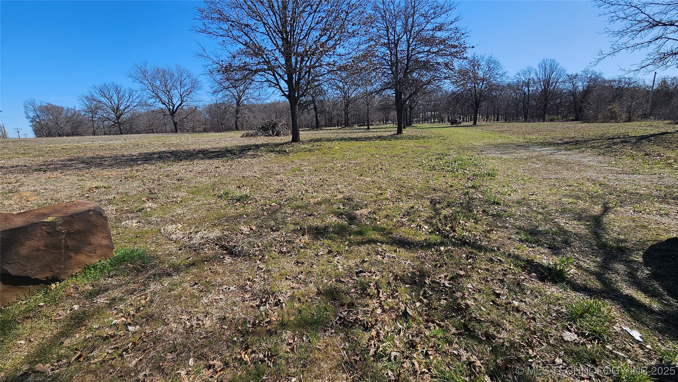 19120 Dripping Springs Road Property Photo 6