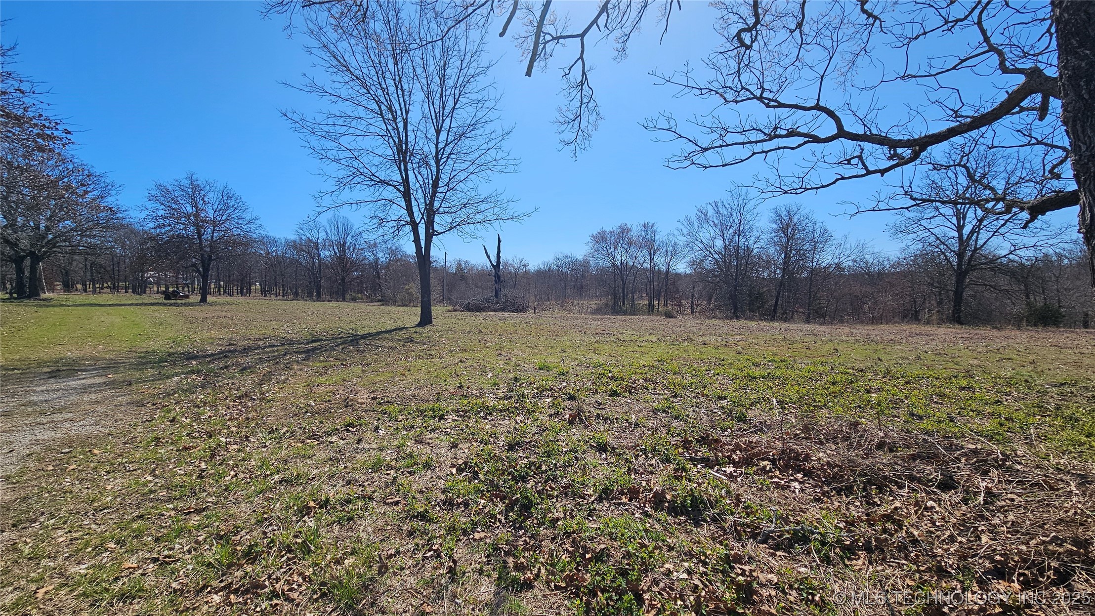 19120 Dripping Springs Road Property Photo 8