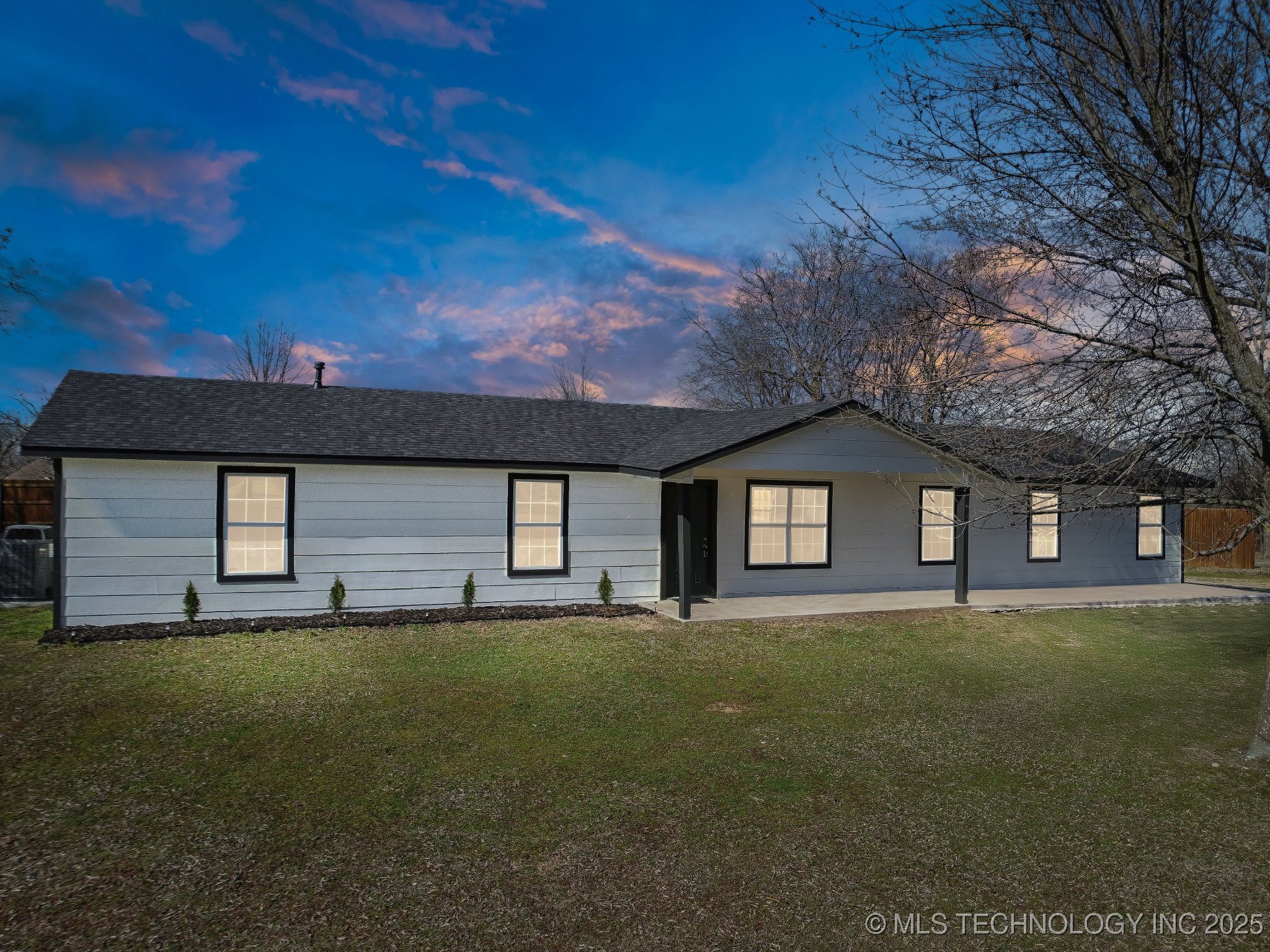 Dixie Estates Real Estate Listings Main Image