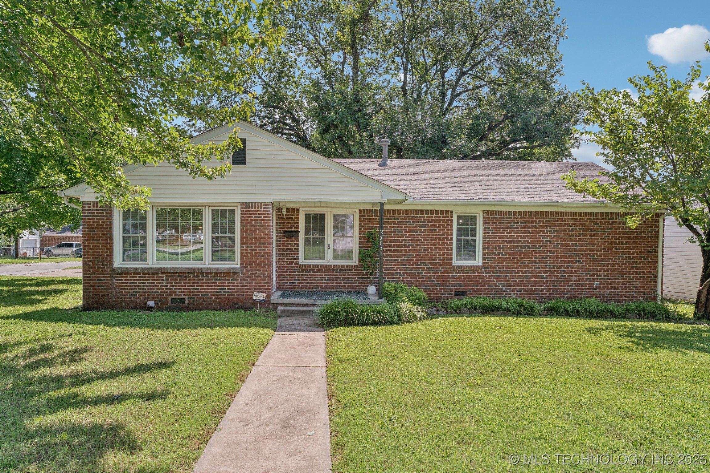 2503 S Pittsburg Avenue Property Image