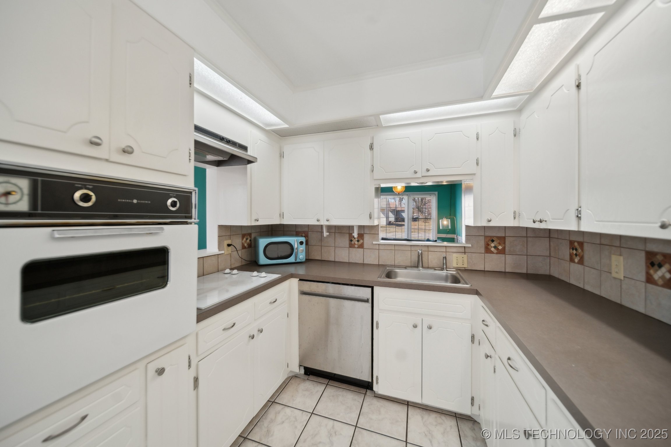 2503 S Pittsburg Avenue Property Photo 16