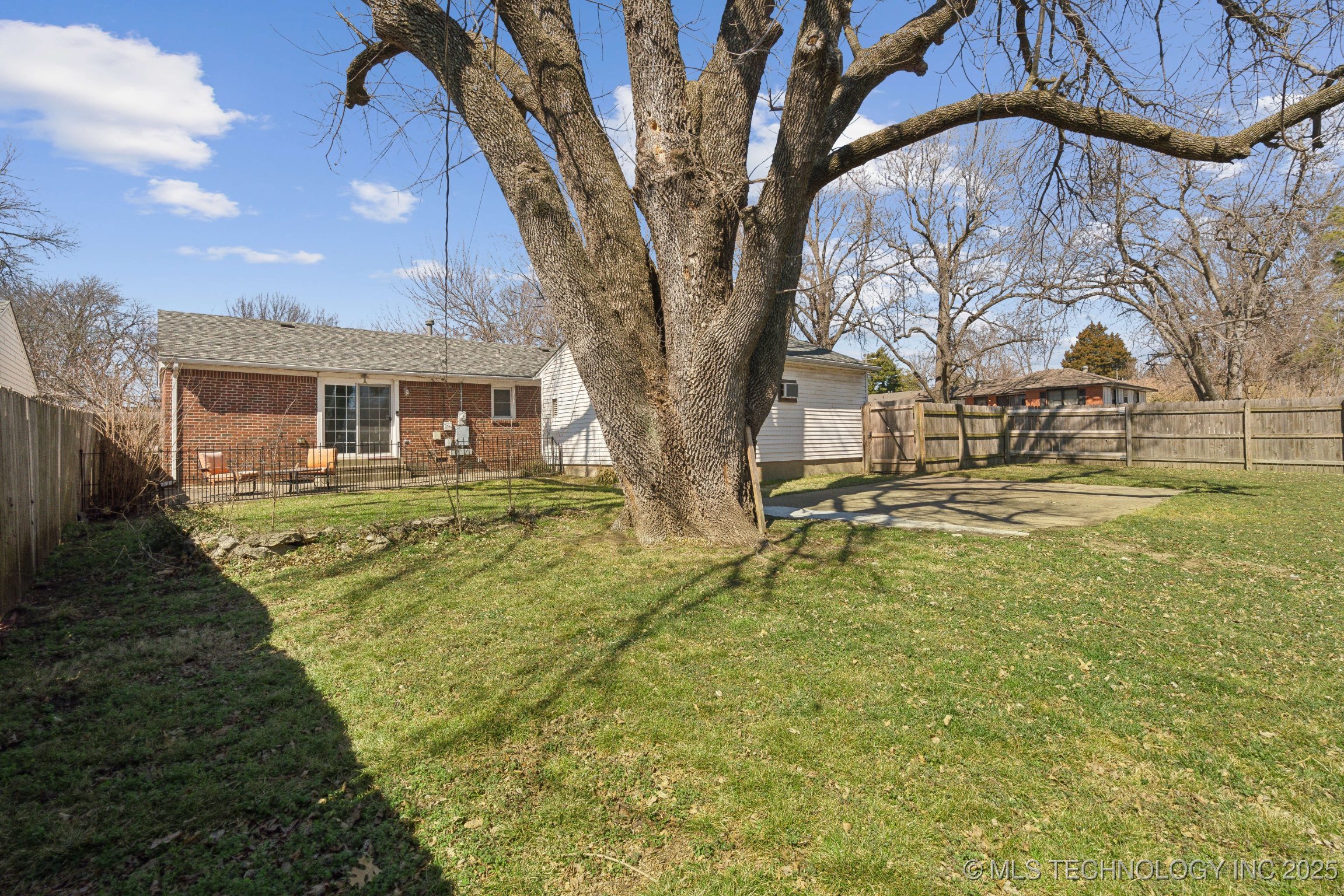 2503 S Pittsburg Avenue Property Photo 28