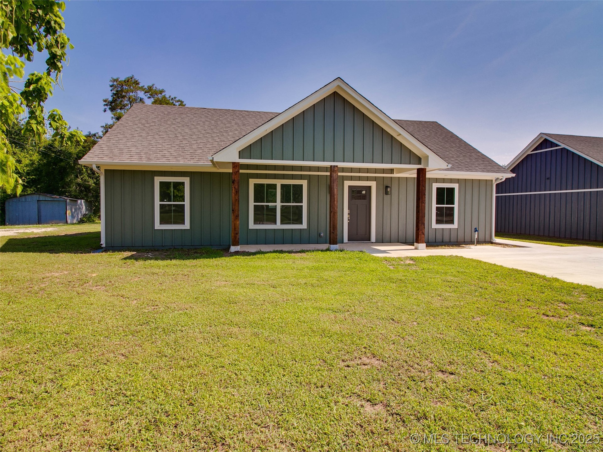 316 W Oak Street Property Photo