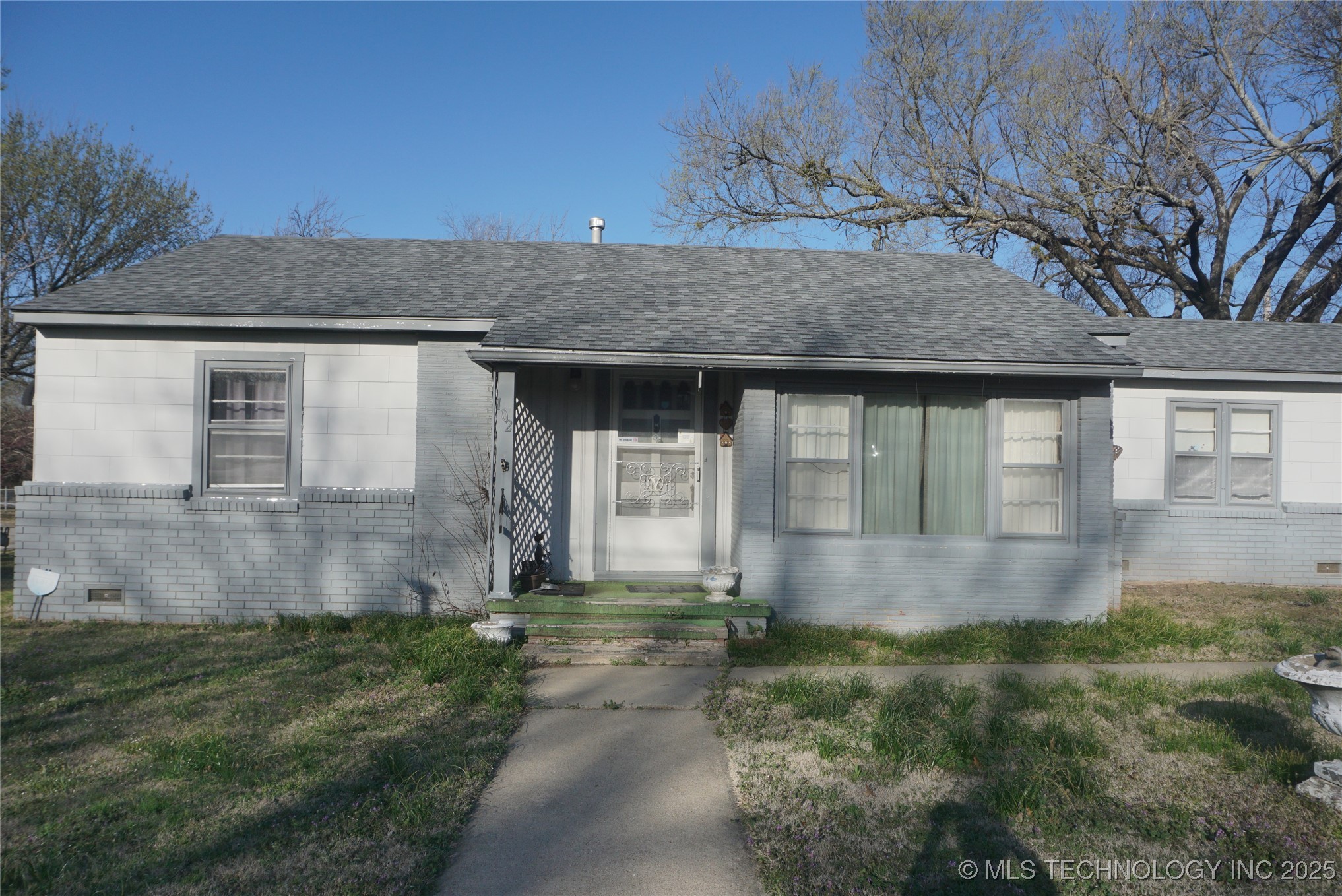 102 W Louise Street Property Photo